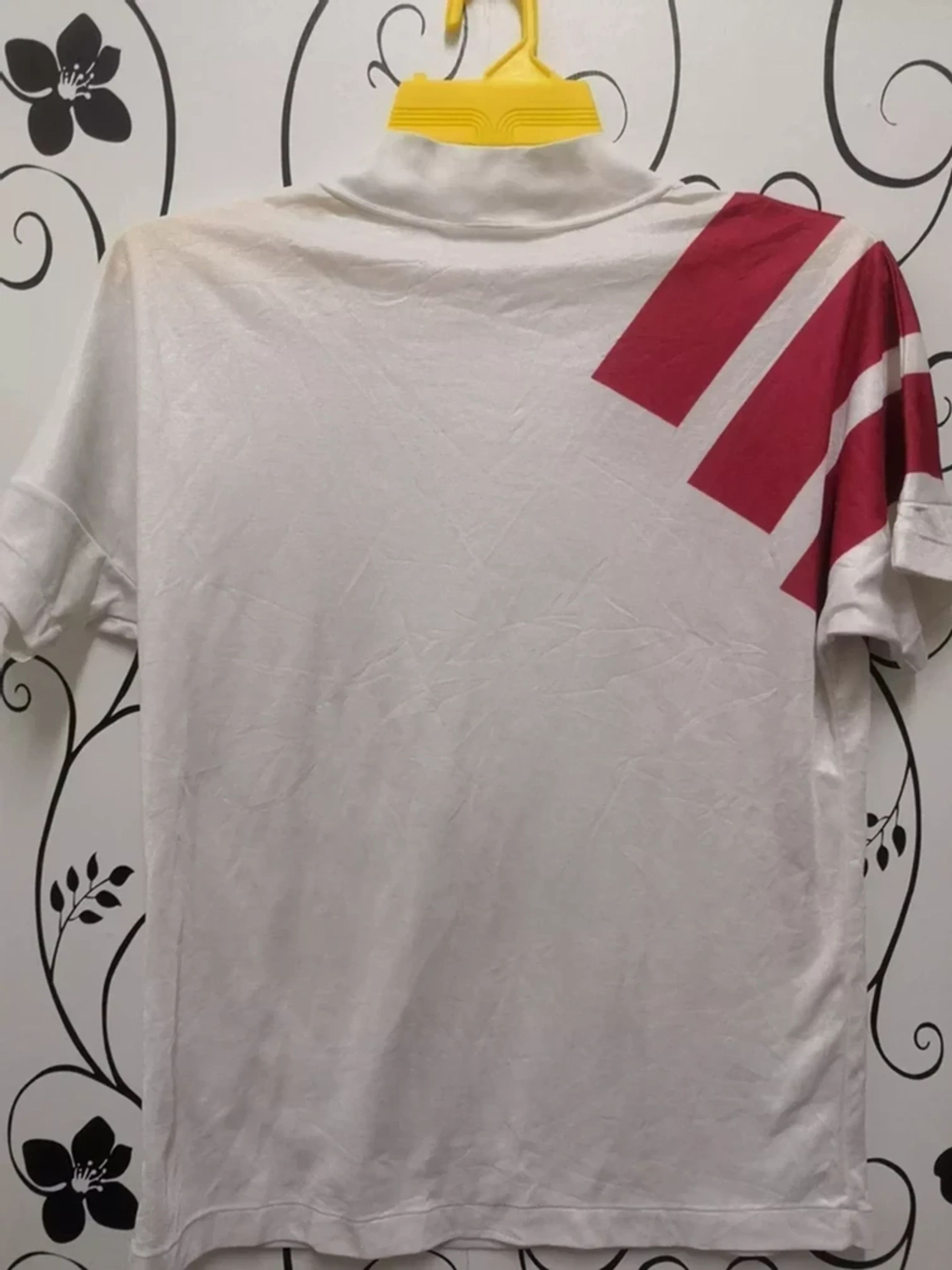 Adidas Vintage Adidas Equipment Jersey 3 Stripes Trefoil Original Size US M / EU 48-50 / 2 - 3 Thumbnail
