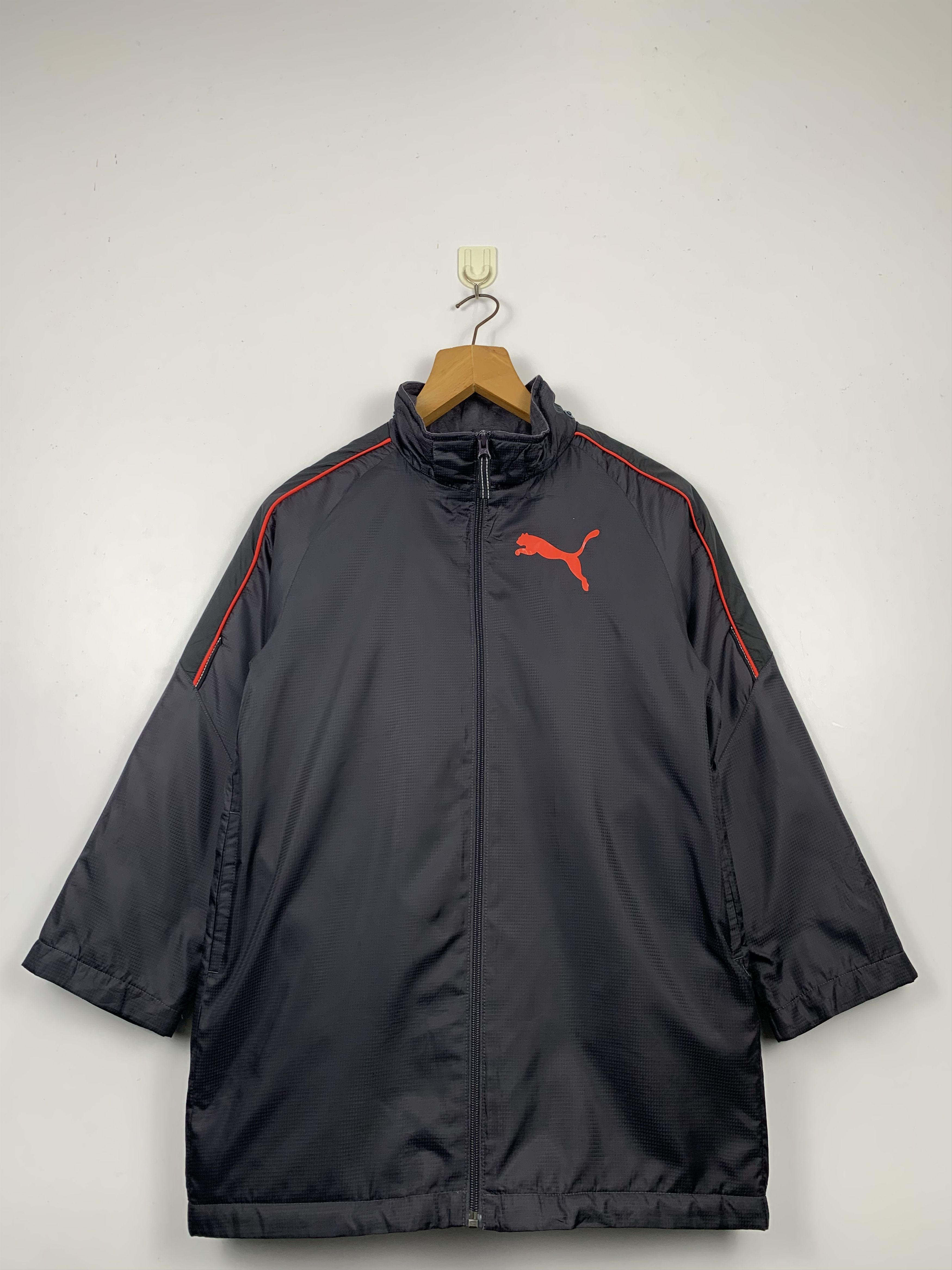 Puma × Vintage Vintage Puma Long Jacket Size US S / EU 44-46 / 1 - 1 Thumbnail