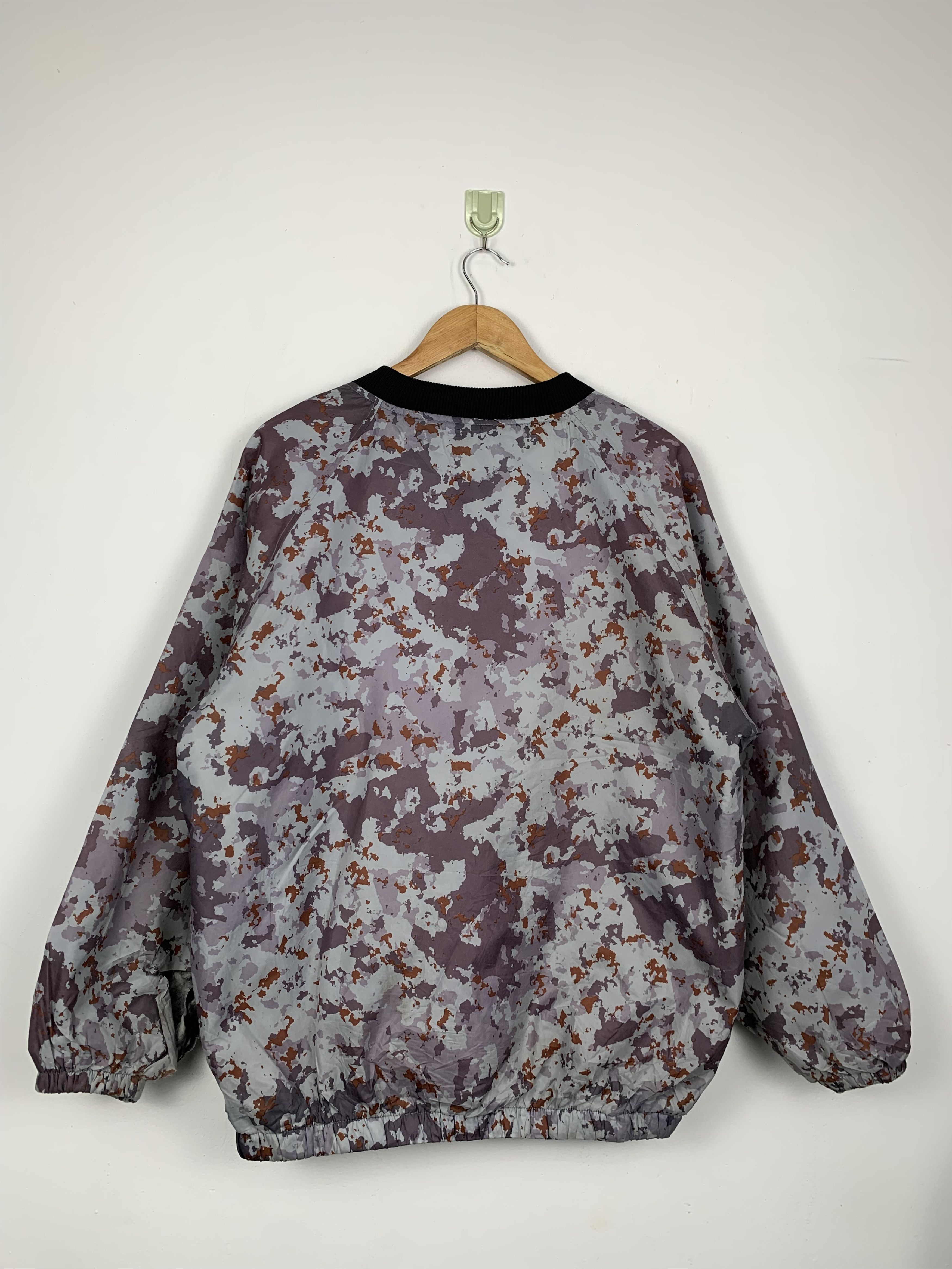 Japanese Brand Vintage Japanese Brand Camouflage Quilted Lining Windbreaker Size US M / EU 48-50 / 2 - 7 Thumbnail
