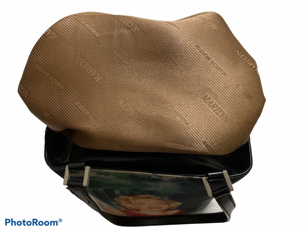 Vintage Marilyn Monroe Vintage Hand Bag Size ONE SIZE - 13 Thumbnail