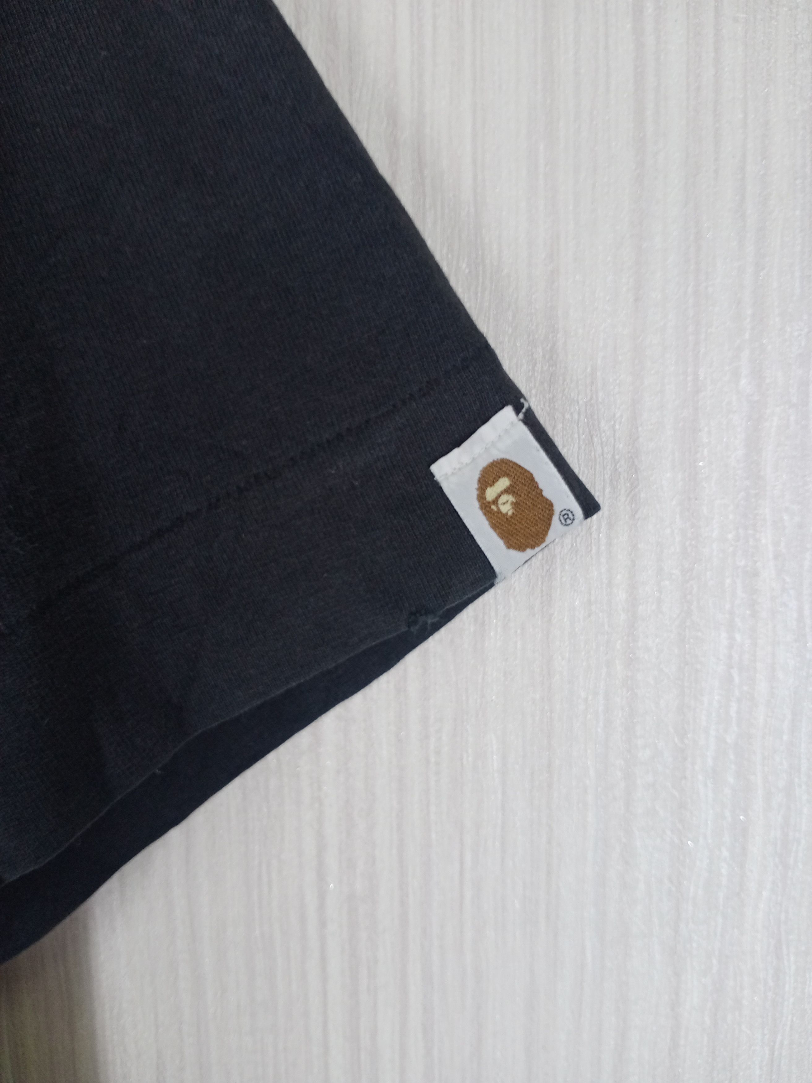 Bape Bape A Bathing Ape Tshirt Vintage Size US M / EU 48-50 / 2 - 7 Thumbnail