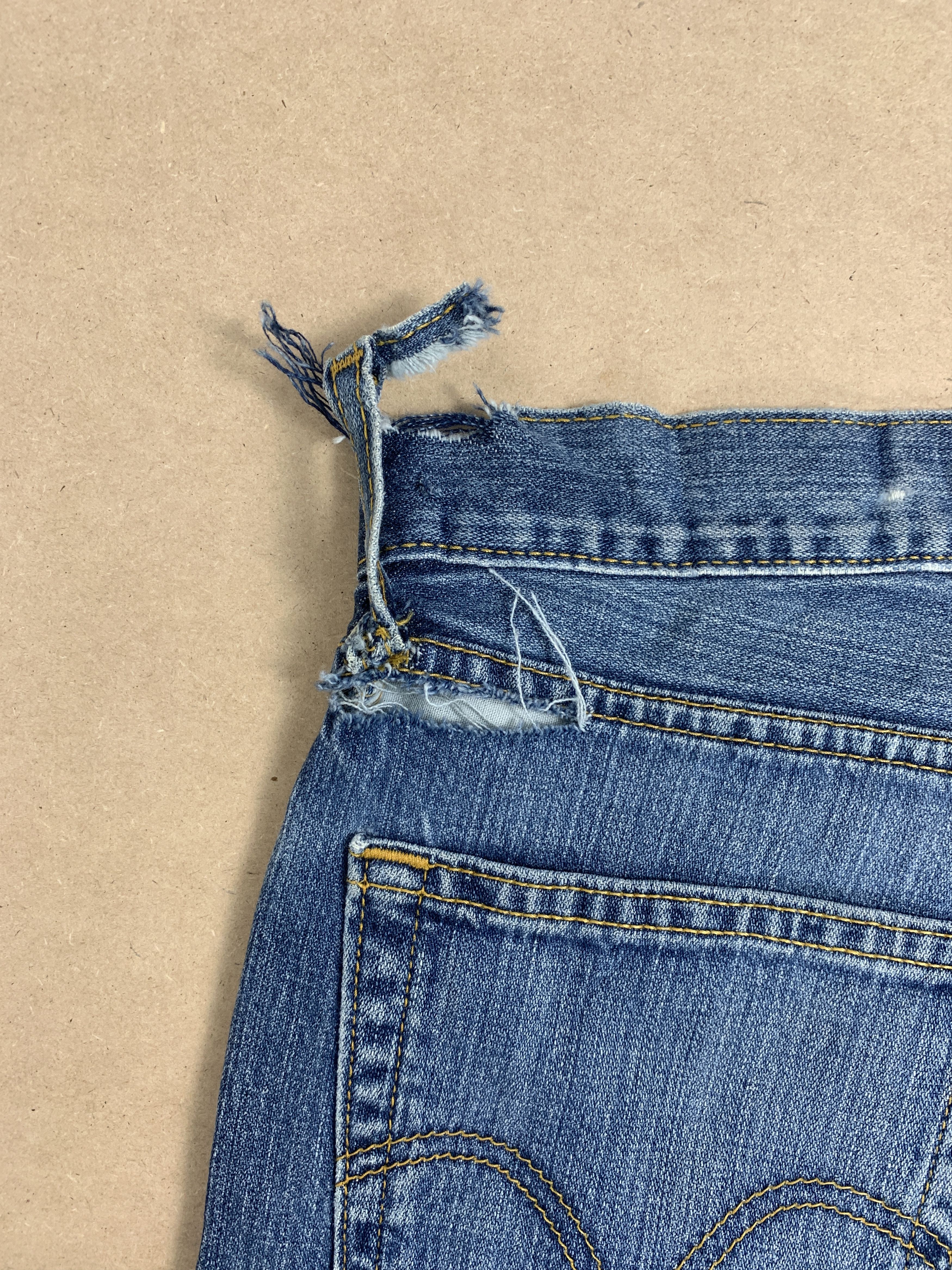 Levi's × Vintage Vintage Levis 529 Straight Cut Faded Blue Jeans Size US 36 / EU 52 - 7 Thumbnail