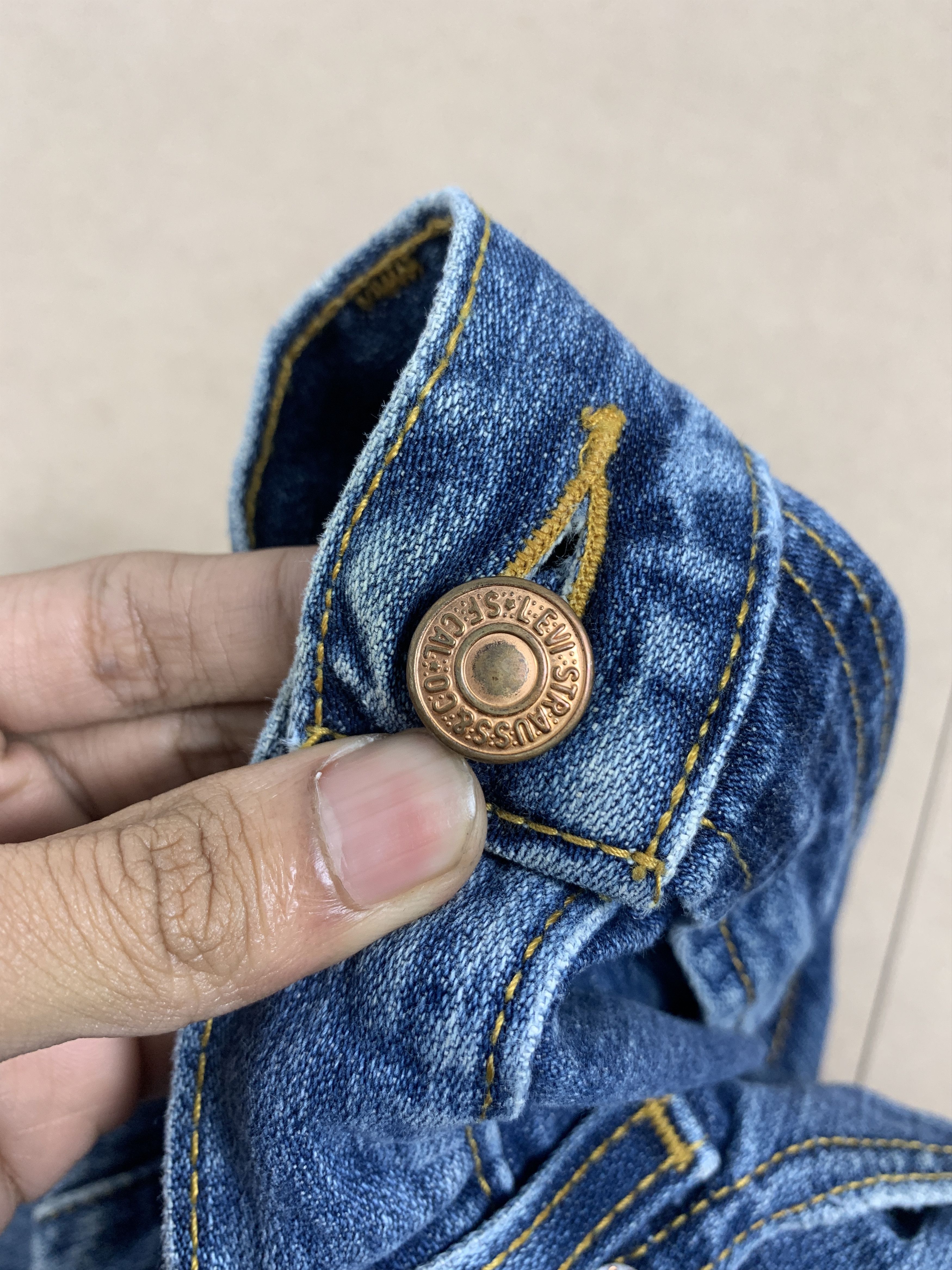 Levi's × Vintage Vintage Levis 529 Straight Cut Faded Blue Jeans Size US 36 / EU 52 - 14 Thumbnail