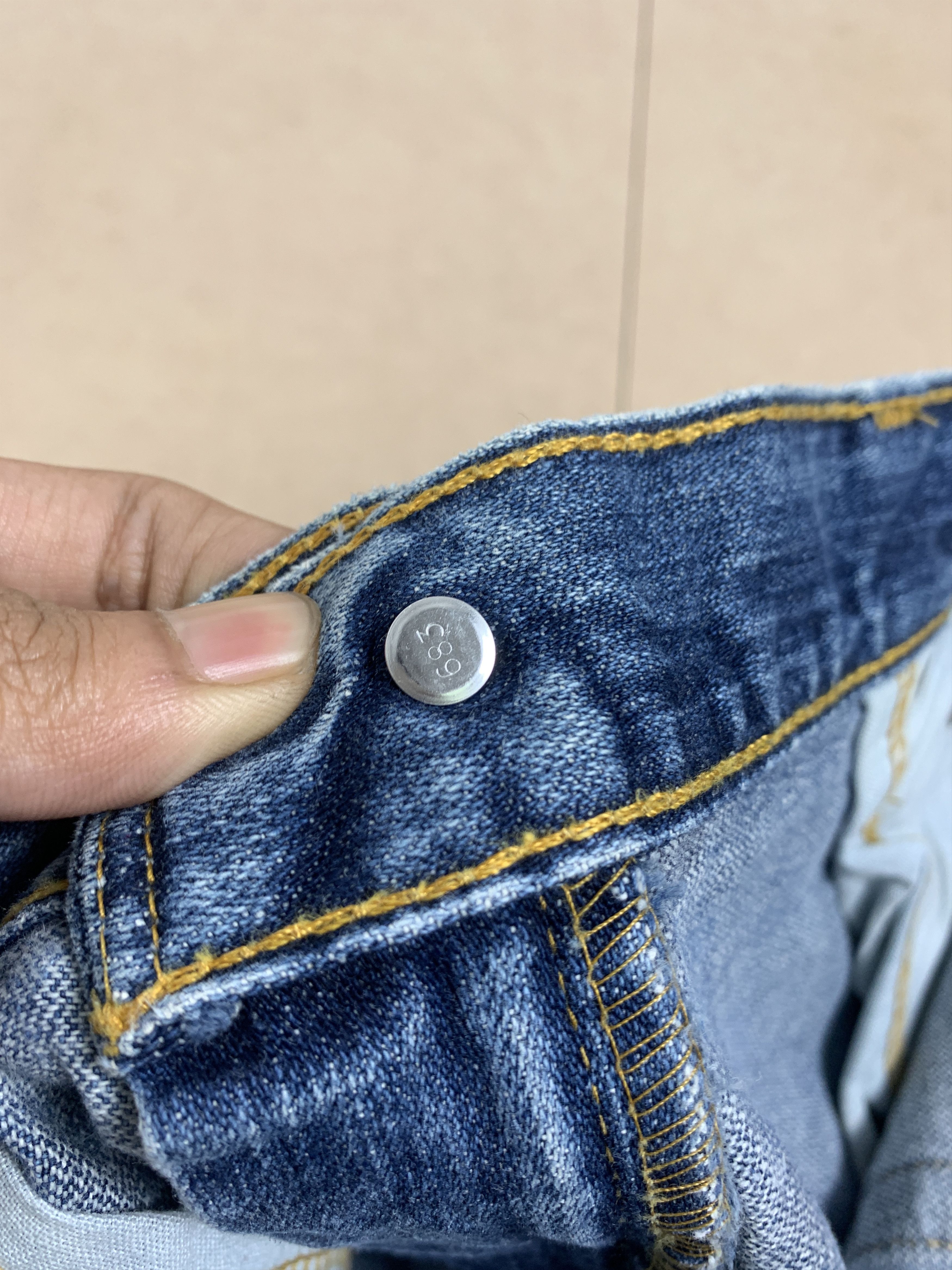 Levi's × Vintage Vintage Levis 529 Straight Cut Faded Blue Jeans Size US 36 / EU 52 - 13 Thumbnail