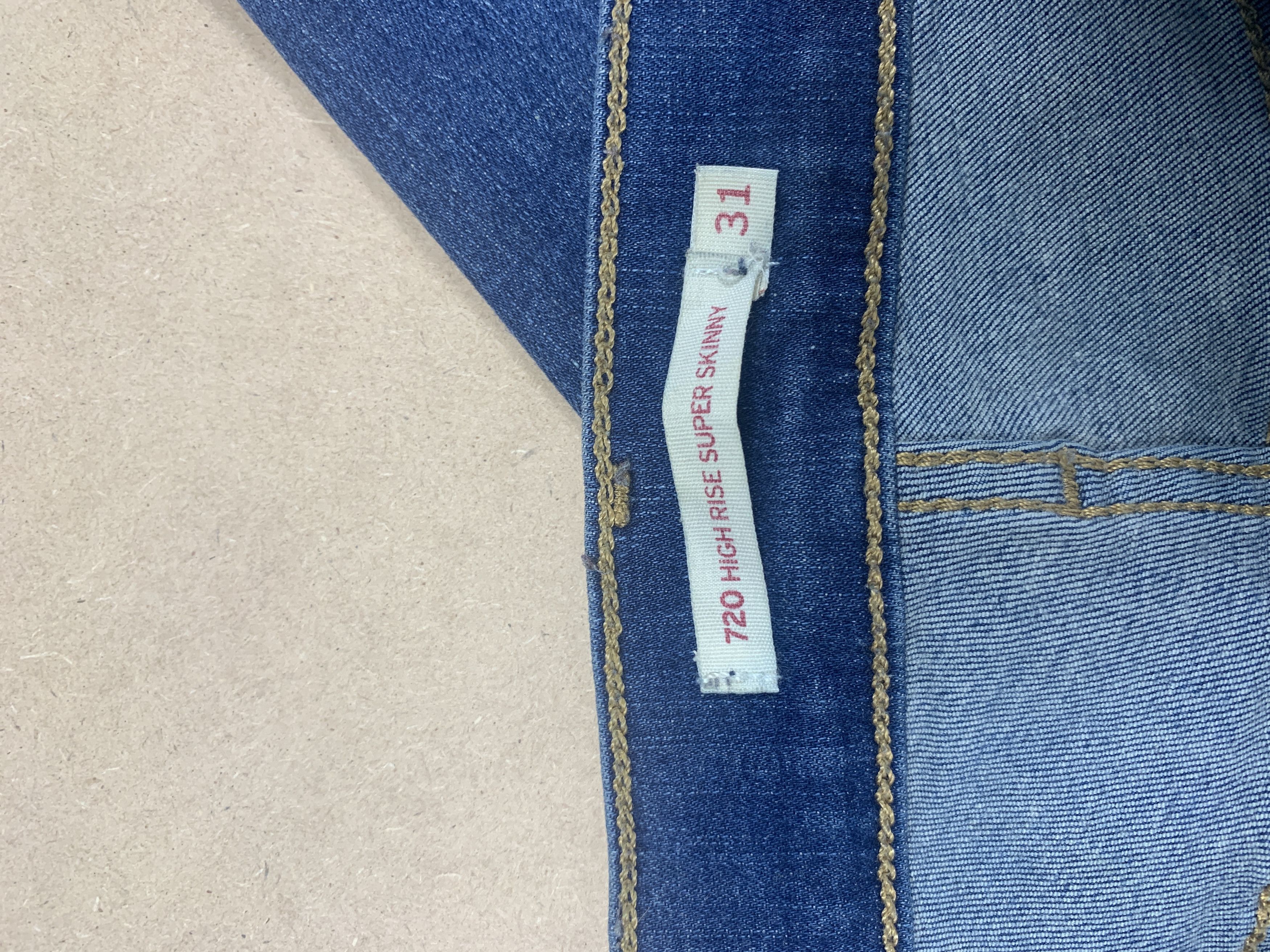Levi's Vintage Levis 720 Skinny Faded Blue Jeans Size US 31 - 9 Thumbnail