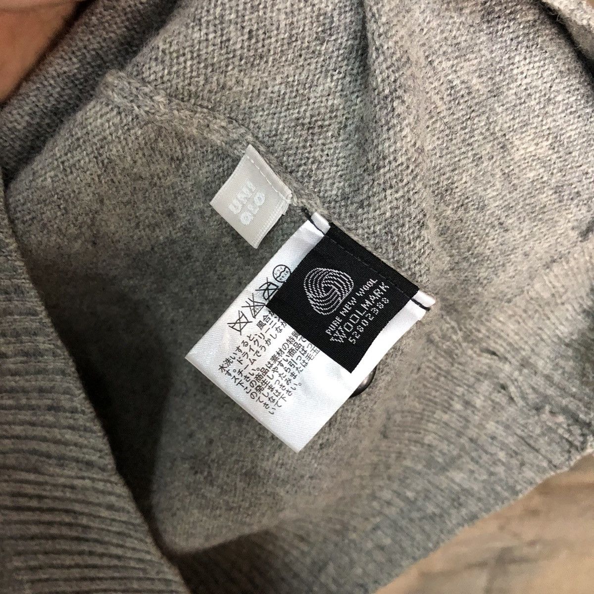 Vintage Lambswool Grey Cardigan knitwear #078B Size US M / EU 48-50 / 2 - 8 Thumbnail