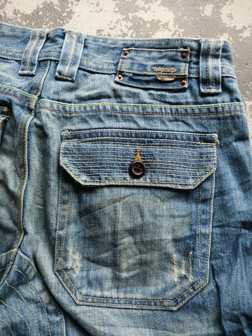 Diesel × Vintage Rusty Distress Diesel Multi Pocket Jeans Size US 30 / EU 46 - 16 Thumbnail