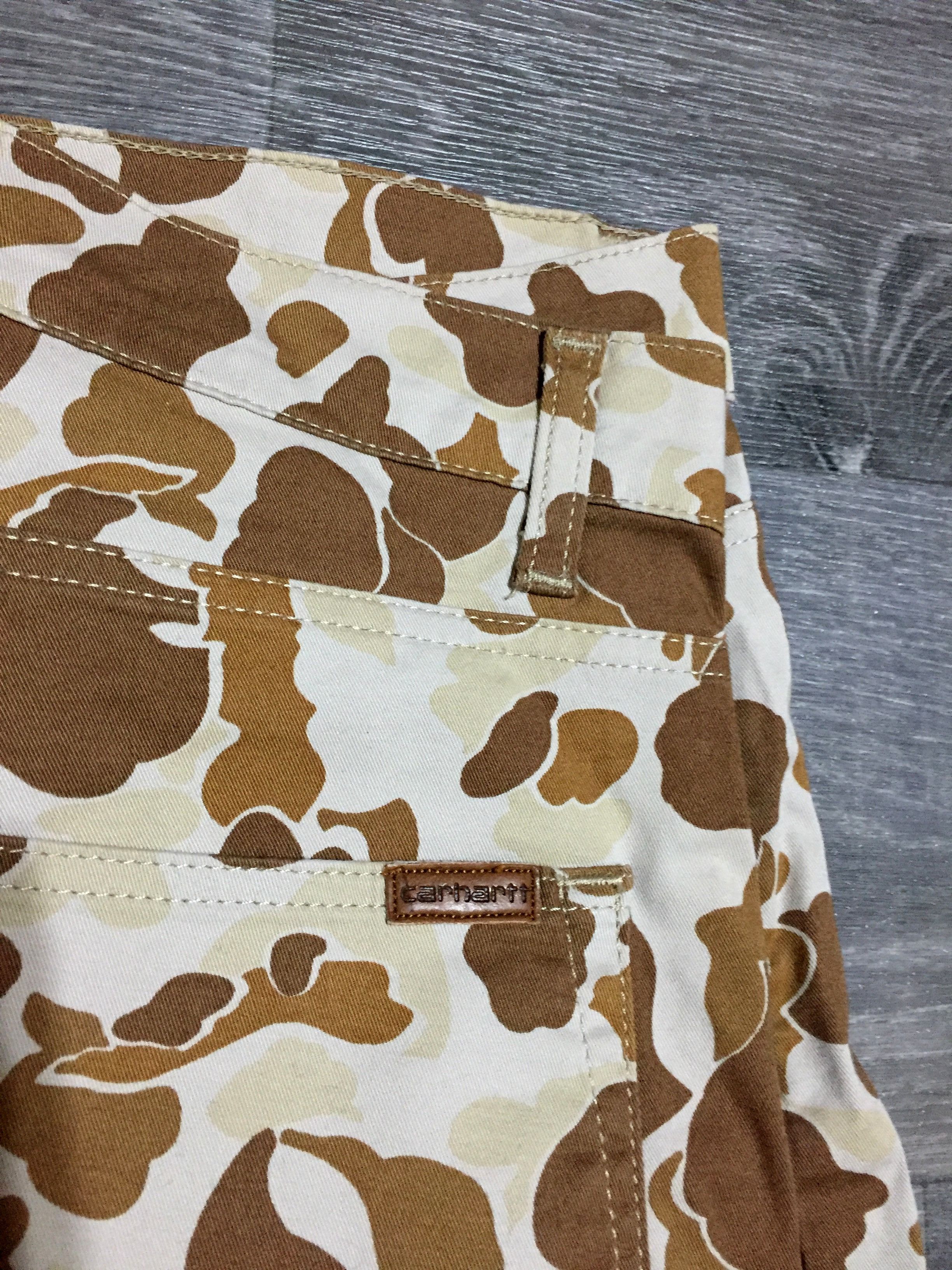 Carhartt Carhartt WIP Swell Bermuda Camo Camouflage Shorts Size US 32 / EU 48 - 4 Thumbnail