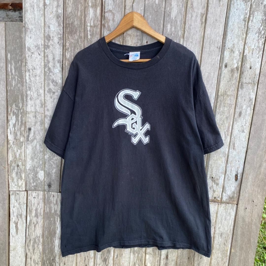 MLB Thrashed Faded MLPB SOX Tshirt Size US XL / EU 56 / 4 - 1 Thumbnail