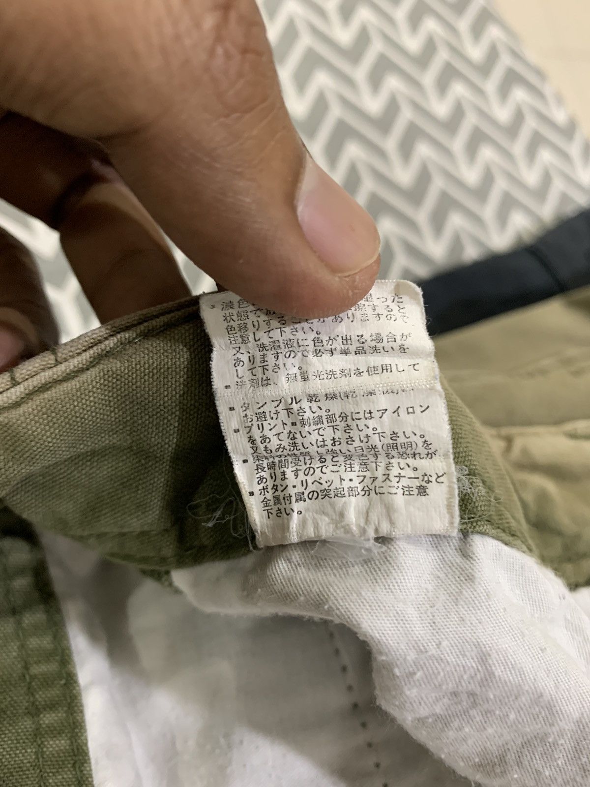 Garment Reproduction of Workers × Japanese Brand × Seditionaries FAMOUS FUNCTION GARMENT 8 Pocket Bondage Cropped Cargo Pant Size US 32 / EU 48 - 24 Thumbnail