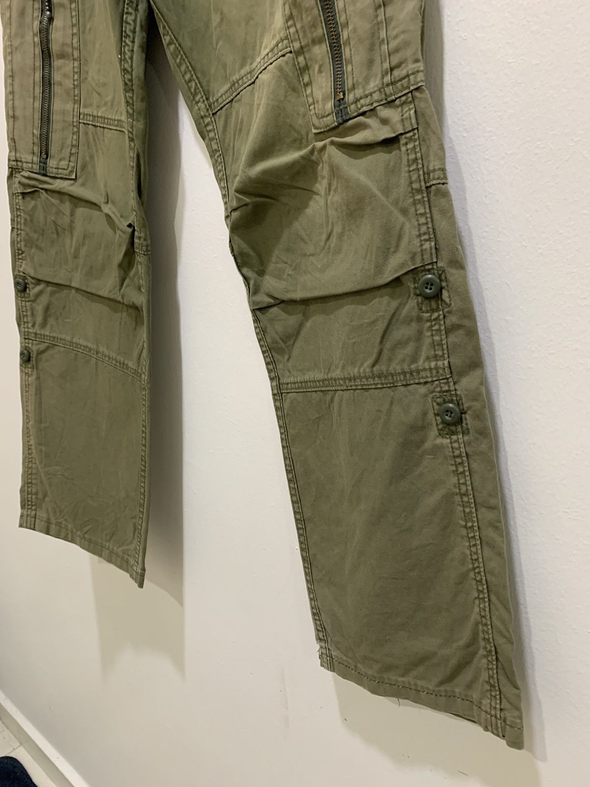 Garment Reproduction of Workers × Japanese Brand × Seditionaries FAMOUS FUNCTION GARMENT 8 Pocket Bondage Cropped Cargo Pant Size US 32 / EU 48 - 11 Thumbnail
