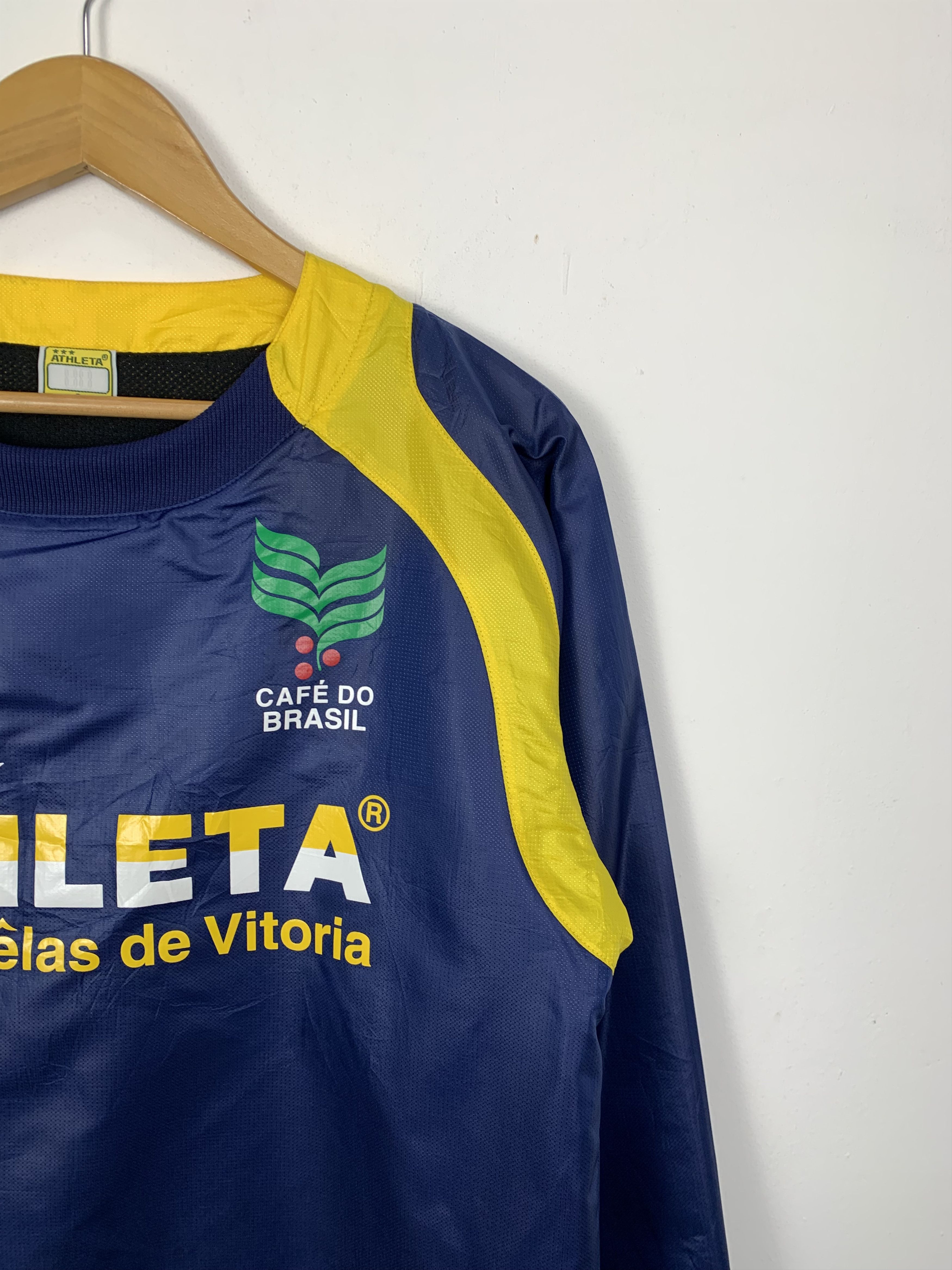 Japanese Brand Vintage Athleta Tres Estrelas De Victoria Style Soccer J0678 Size US S / EU 44-46 / 1 - 4 Thumbnail