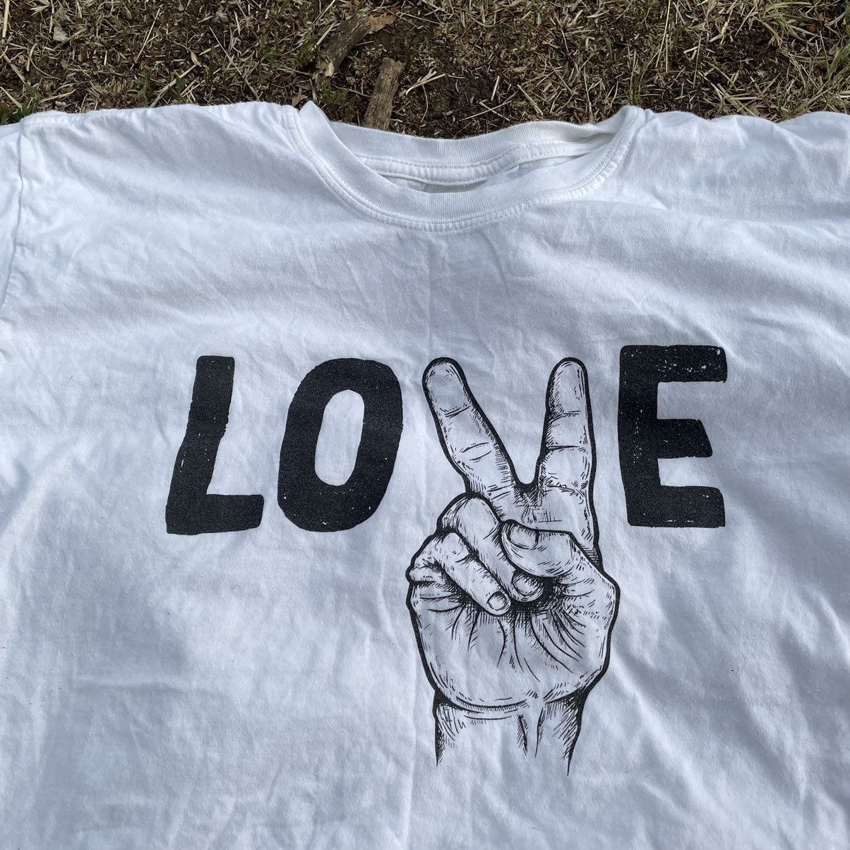 Vintage Vintage 90s Love Graphic Tee Humor Streetwear Skate Slim L Size US L / EU 52-54 / 3 - 4 Thumbnail
