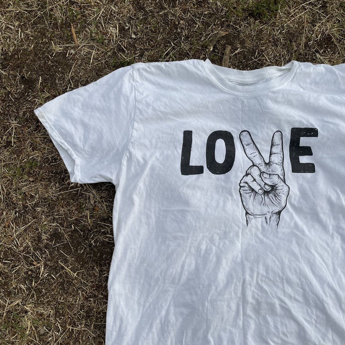 Vintage Vintage 90s Love Graphic Tee Humor Streetwear Skate Slim L Size US L / EU 52-54 / 3 - 3 Thumbnail