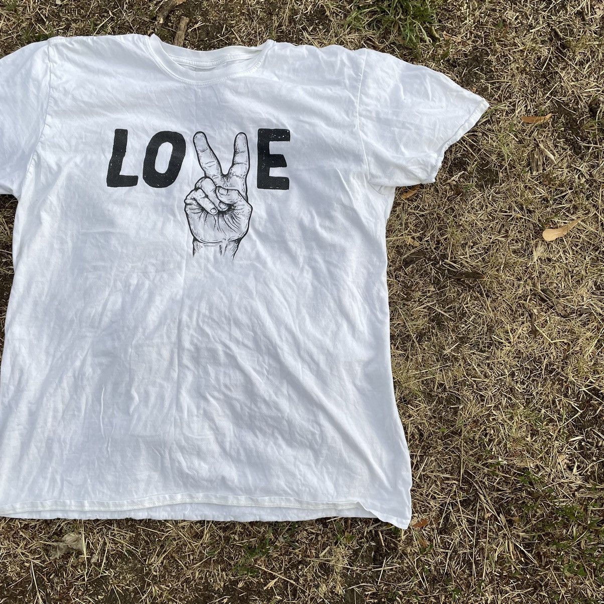 Vintage Vintage 90s Love Graphic Tee Humor Streetwear Skate Slim L Size US L / EU 52-54 / 3 - 2 Thumbnail
