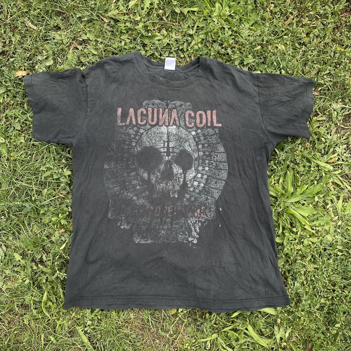 Vintage Vintage Y2K Lacuna Coil Graphic Tee Sun Faded Horror Grunge Size US L / EU 52-54 / 3 - 1 Thumbnail