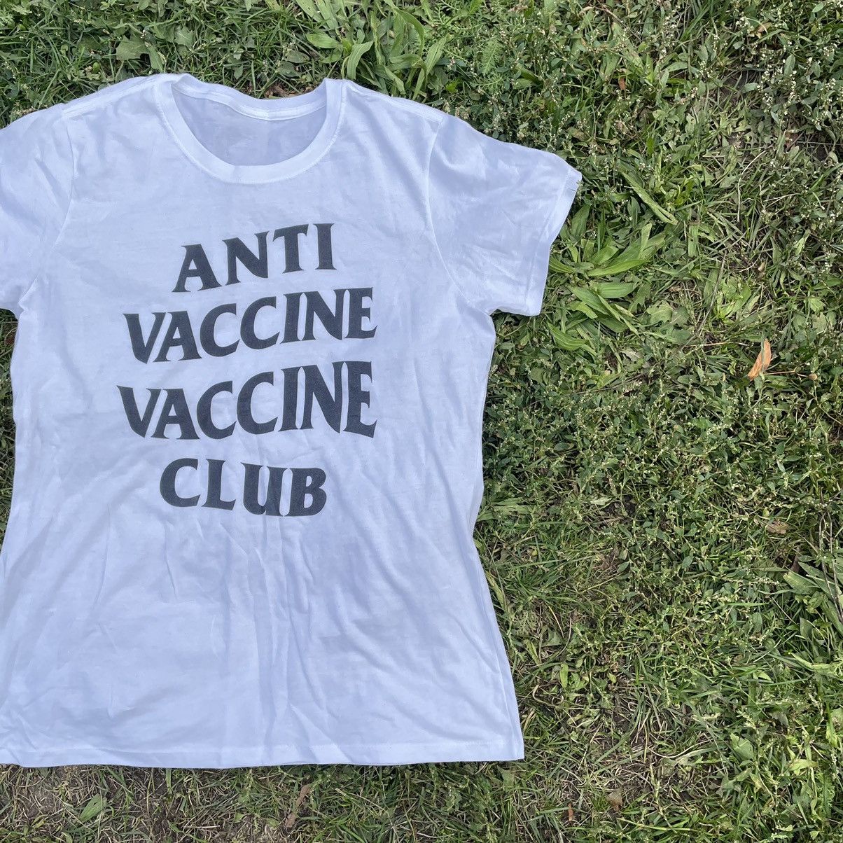 Vintage Vintage Y2K Graphic Tee Humor Streetwear Skate Club Washed M Size US M / EU 48-50 / 2 - 2 Thumbnail