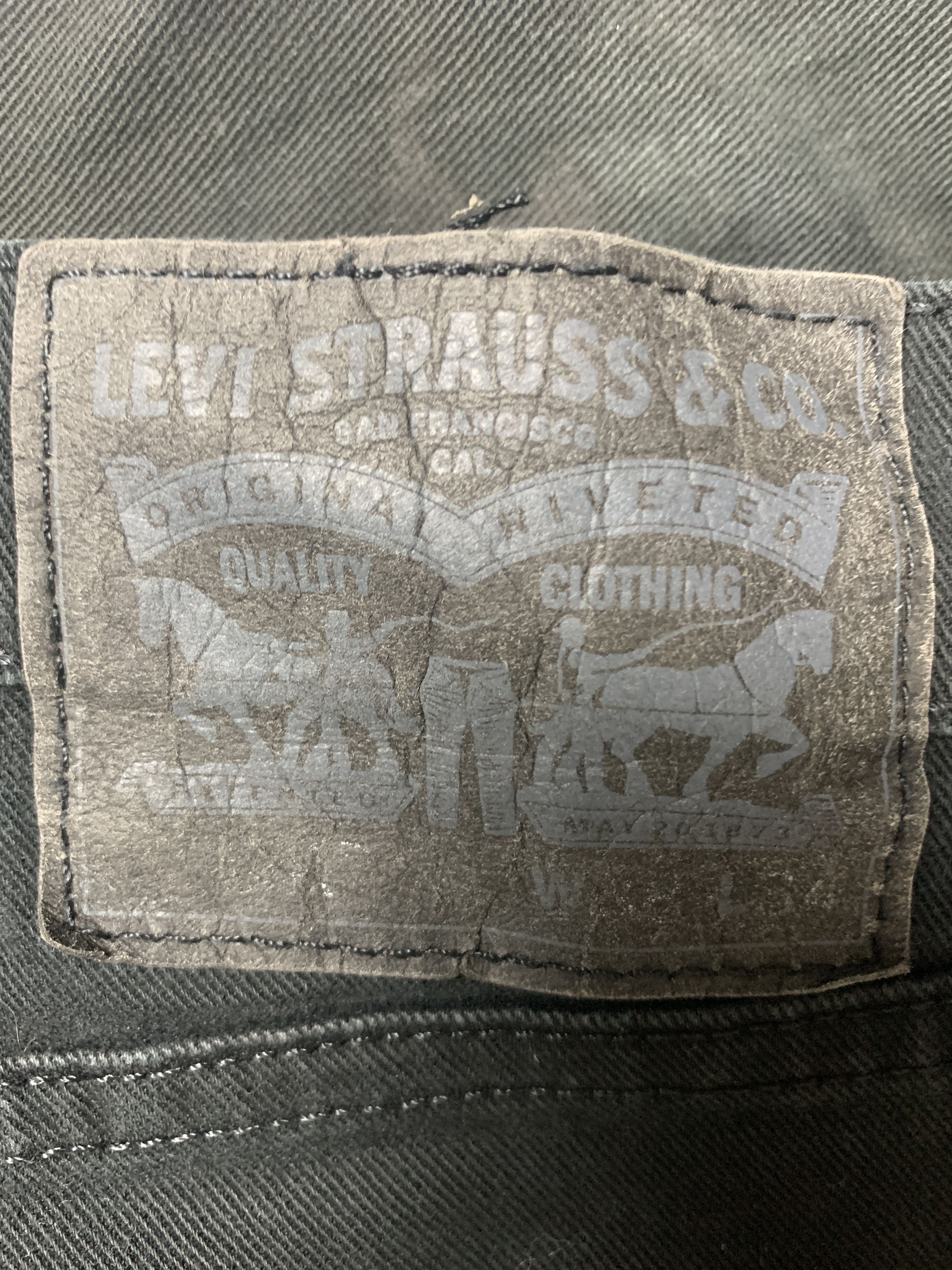 Levi's Vintage LEVI'S 541 Faded Mid Wash Black Jeans Size US 41 - 9 Thumbnail