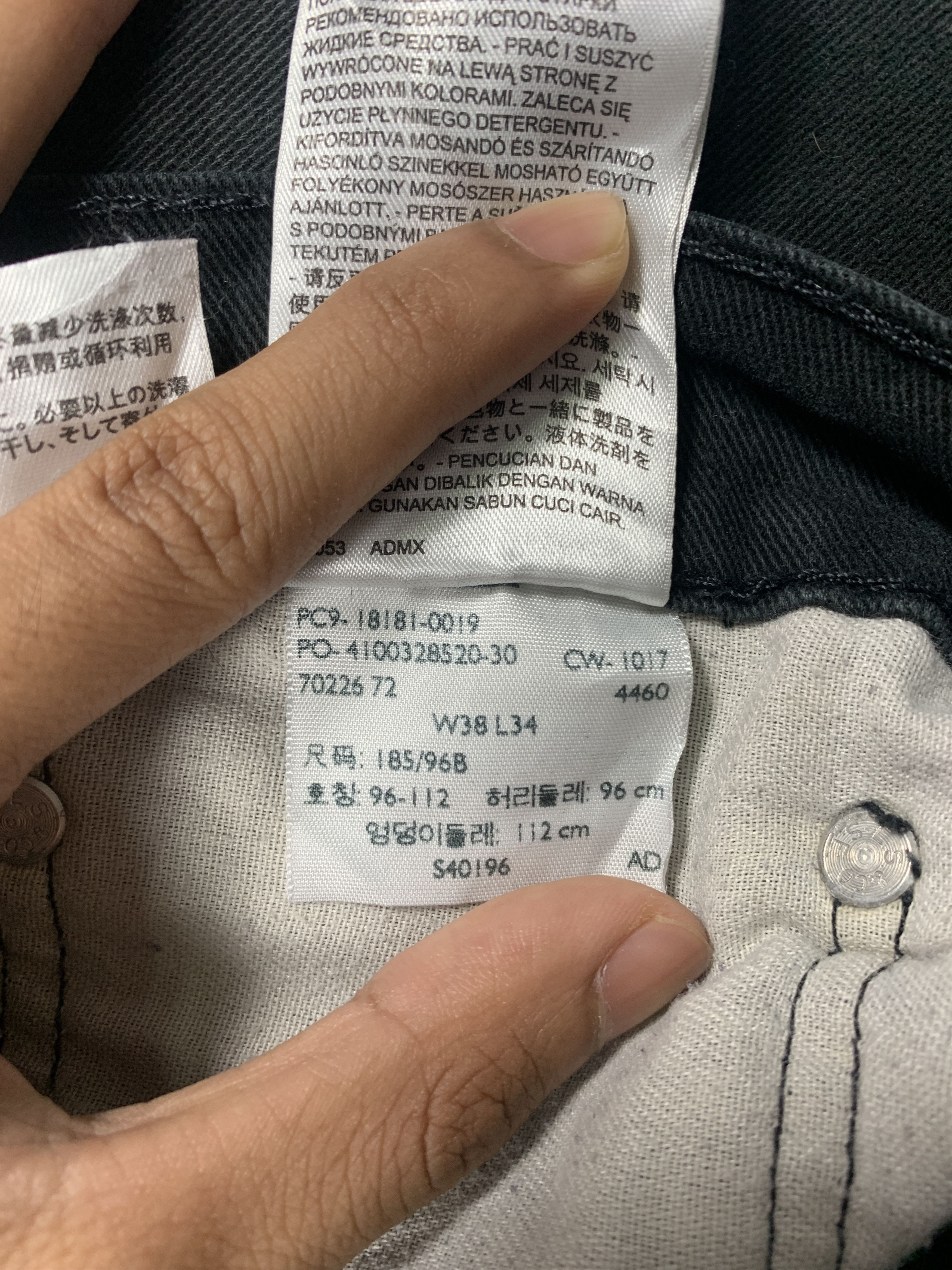 Levi's Vintage LEVI'S 541 Faded Mid Wash Black Jeans Size US 41 - 18 Thumbnail