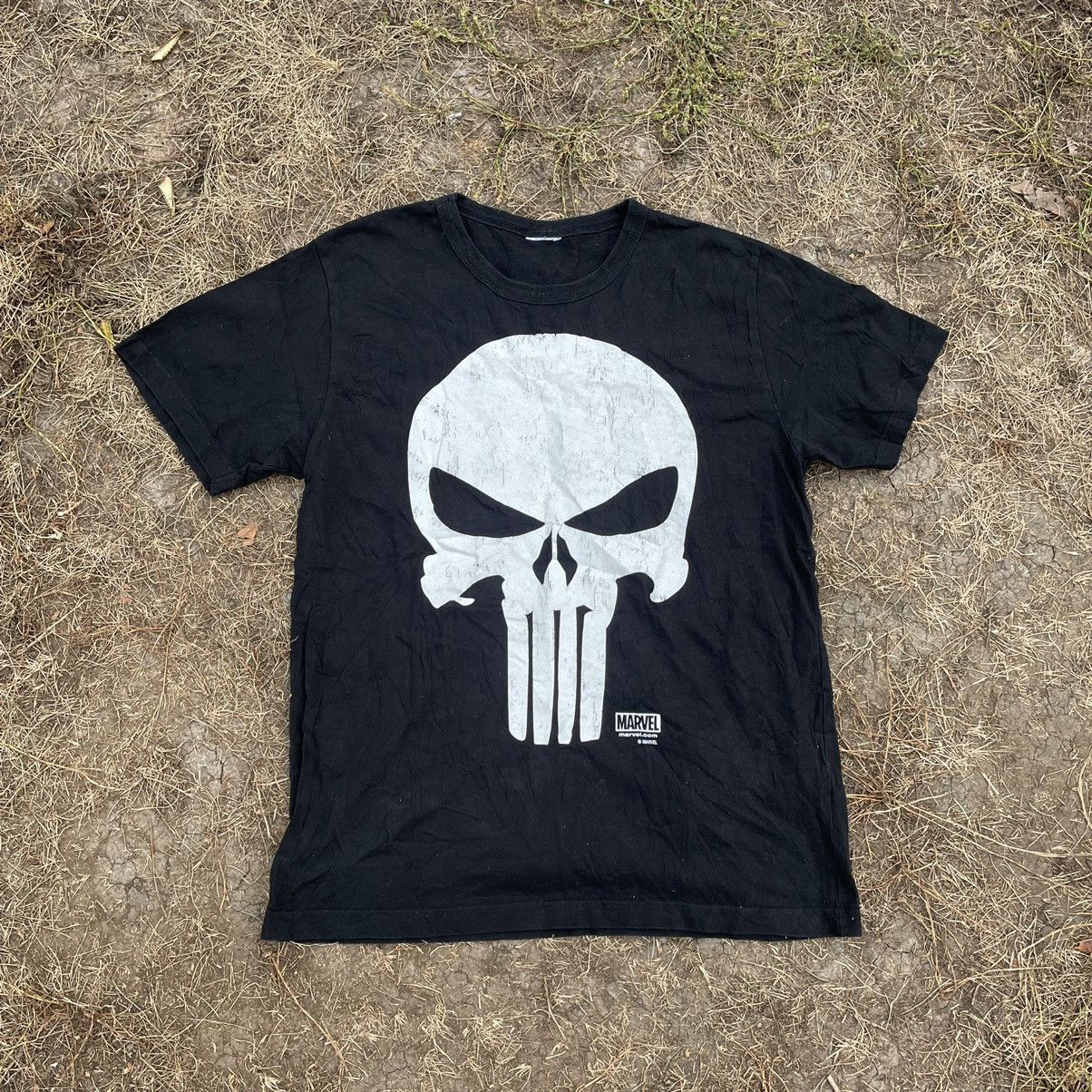 Vintage Vintage Y2K Punisher Skull Graphic Tee Streetwear Black M Size US M / EU 48-50 / 2 - 1 Thumbnail