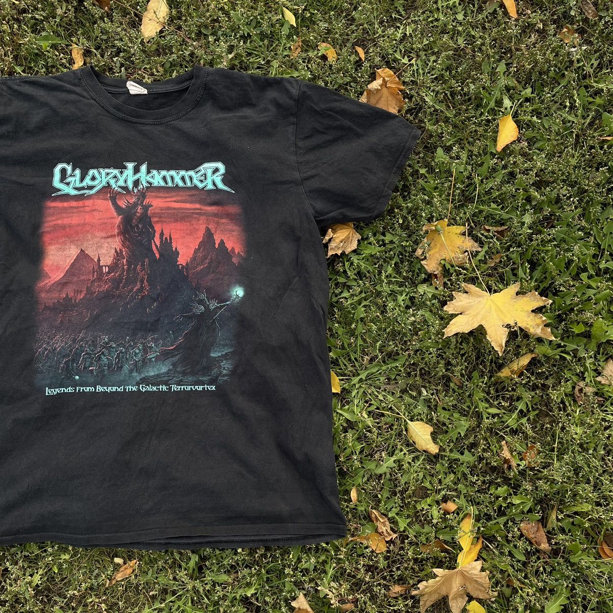 Vintage Vintage Y2K Glory Horror Graphic Tee Band Streetwear Baggy L Size US L / EU 52-54 / 3 - 2 Thumbnail