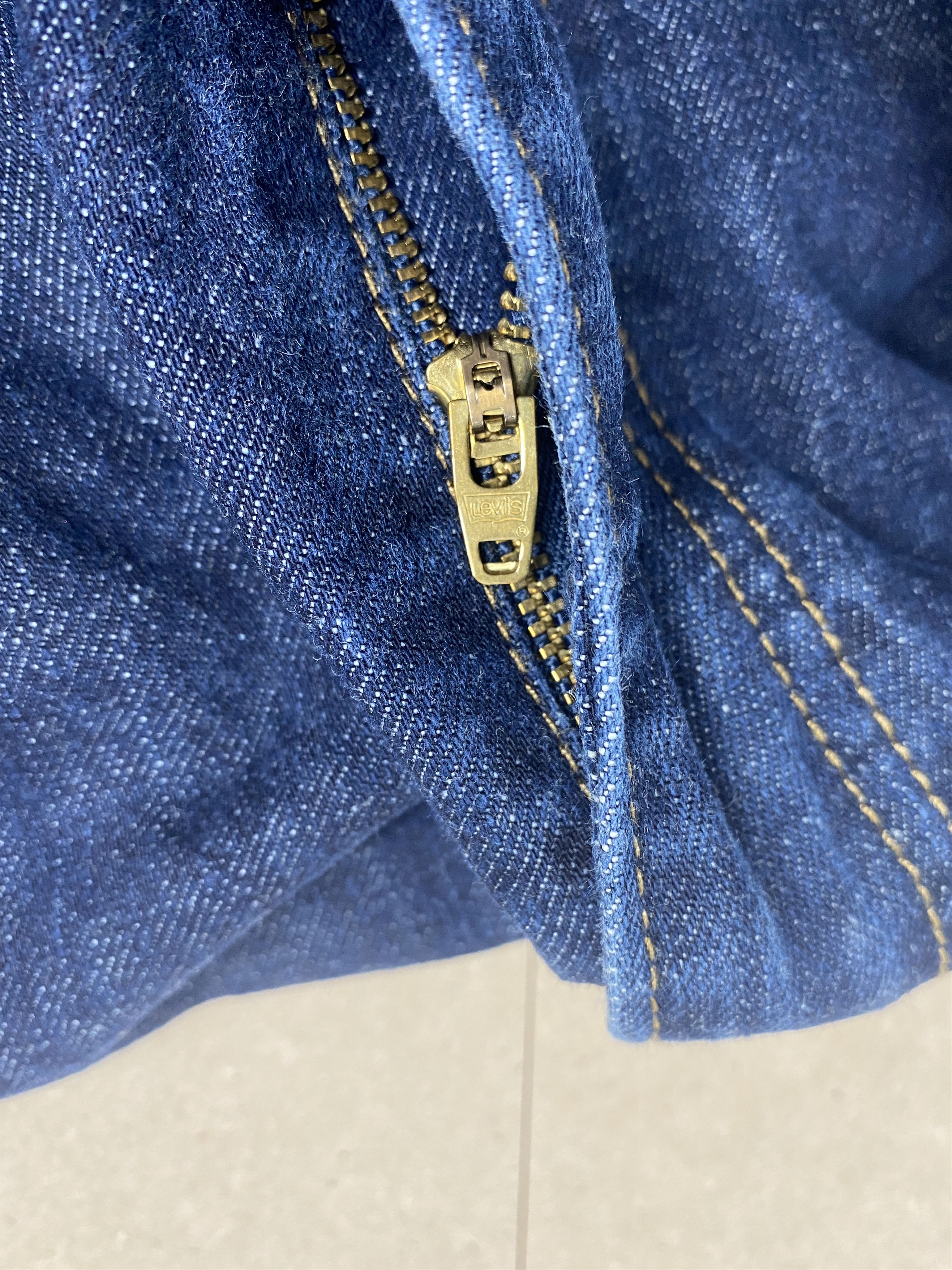 Levi's Vintage Levis 569 Straight Cut Distressed Blue Jeans Size US 43 - 17 Thumbnail