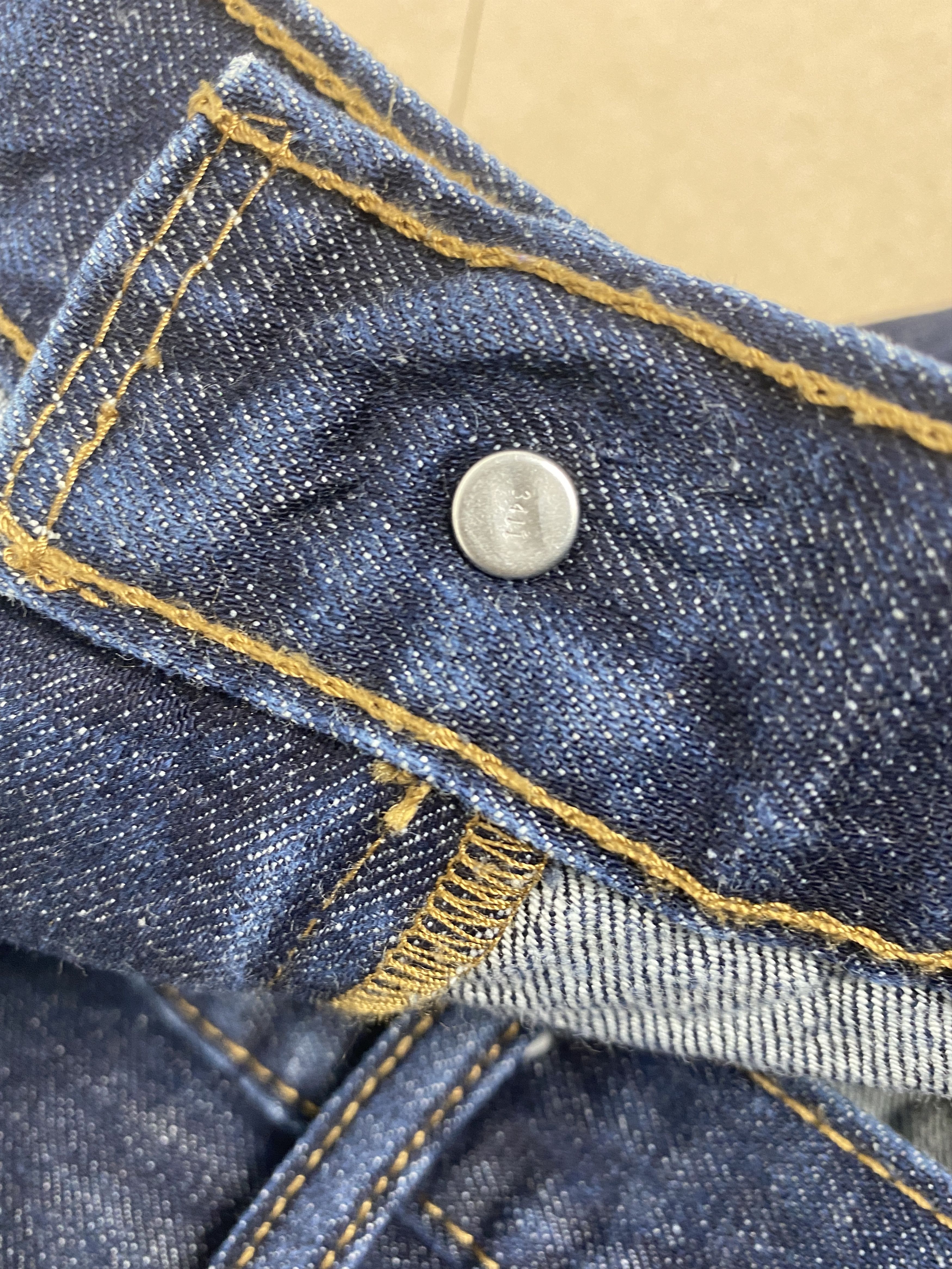 Levi's Vintage Levis 569 Straight Cut Distressed Blue Jeans Size US 43 - 15 Thumbnail