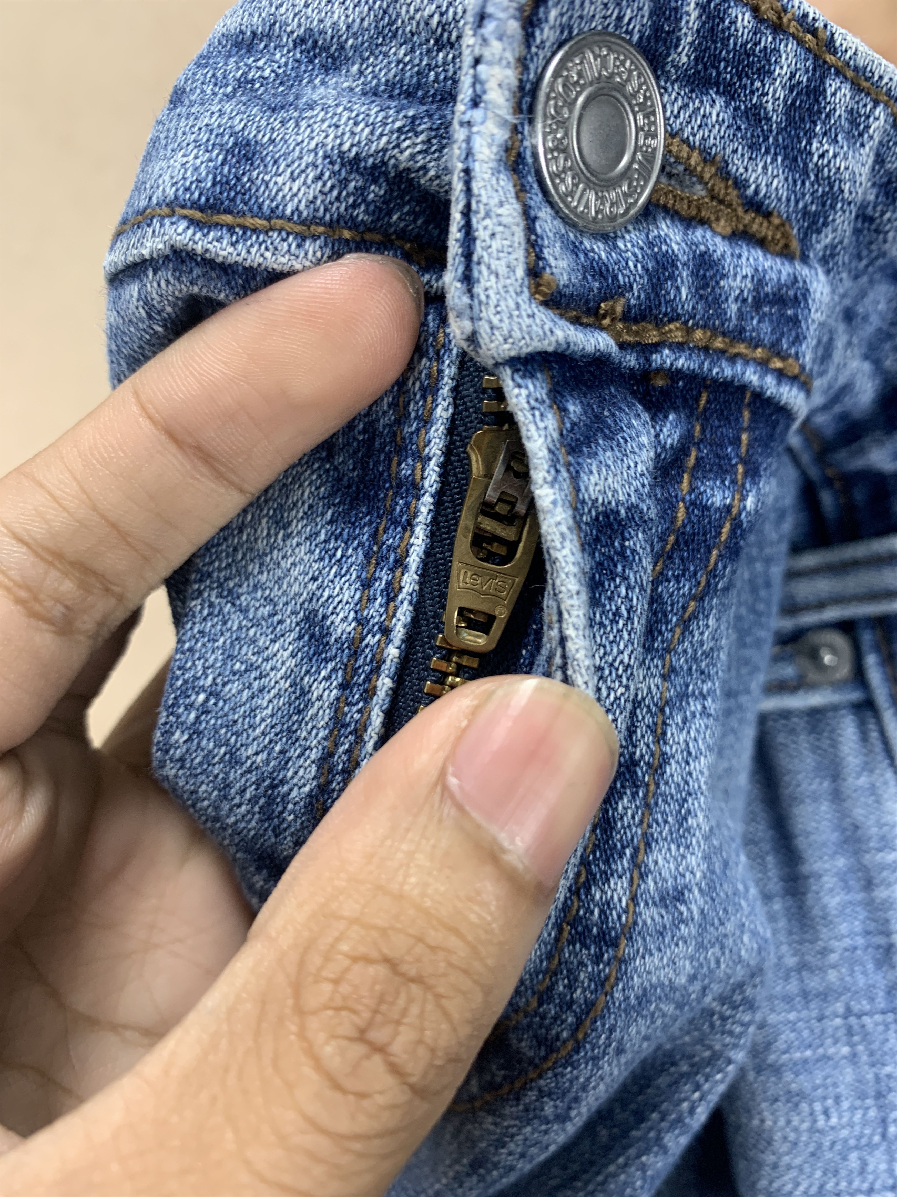 Levi's Vintage LEVI'S 580 Flared Bootcut Faded Mid Blue Jeans Size 36" / US 14 / IT 50 - 16 Thumbnail
