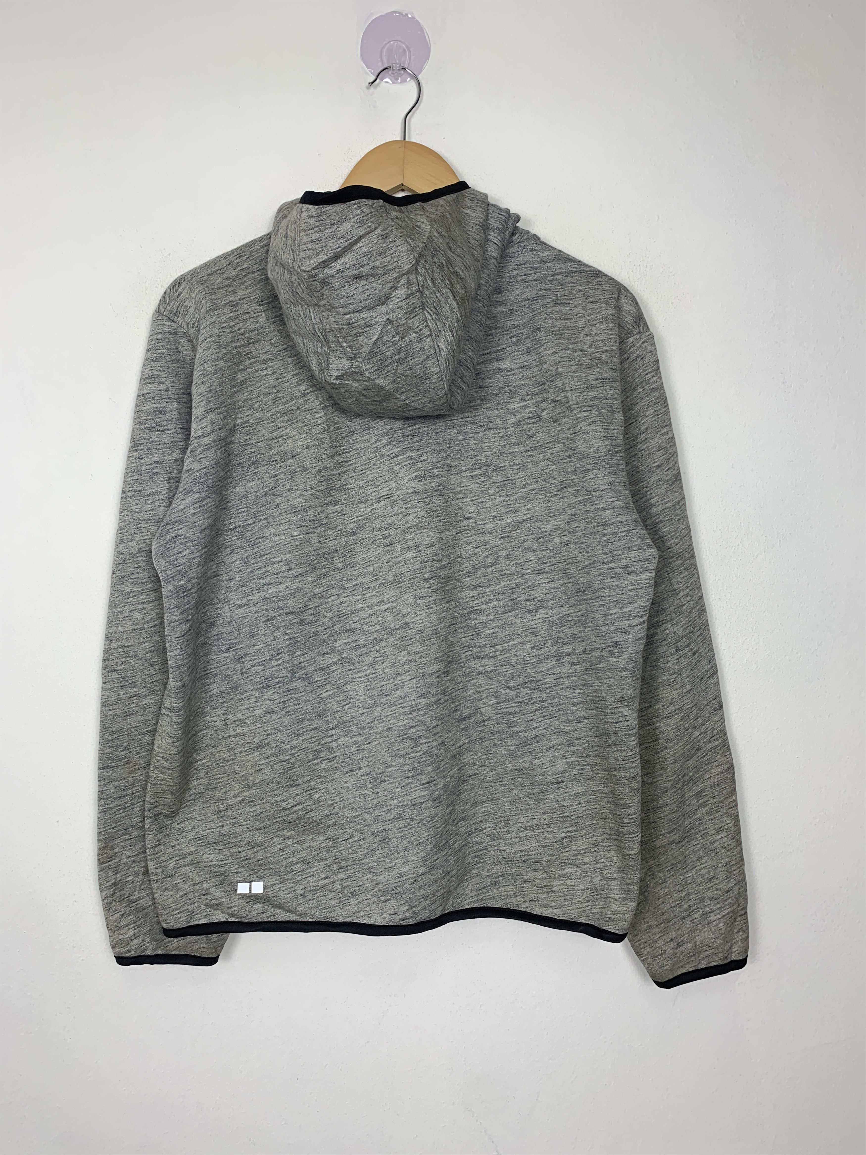 Uniqlo × Vintage Vintage Uniqlo Fleece Lining Zip Up Hoodie Jacket Size US XS / EU 42 / 0 - 8 Thumbnail
