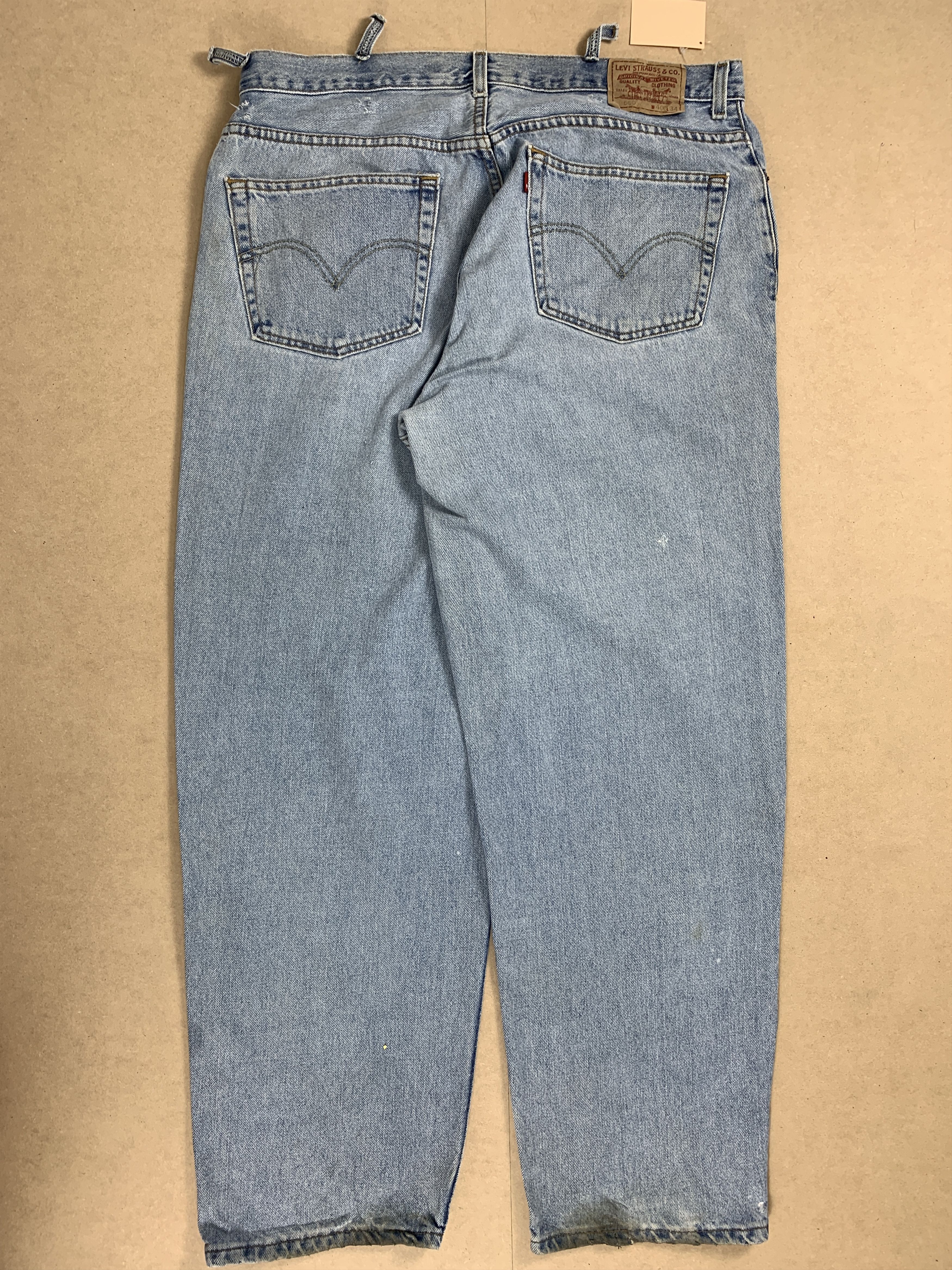 Levi's Vintage Levi's 560 Distressed Faded Light Wash Jeans Size US 38 / EU 54 - 4 Thumbnail