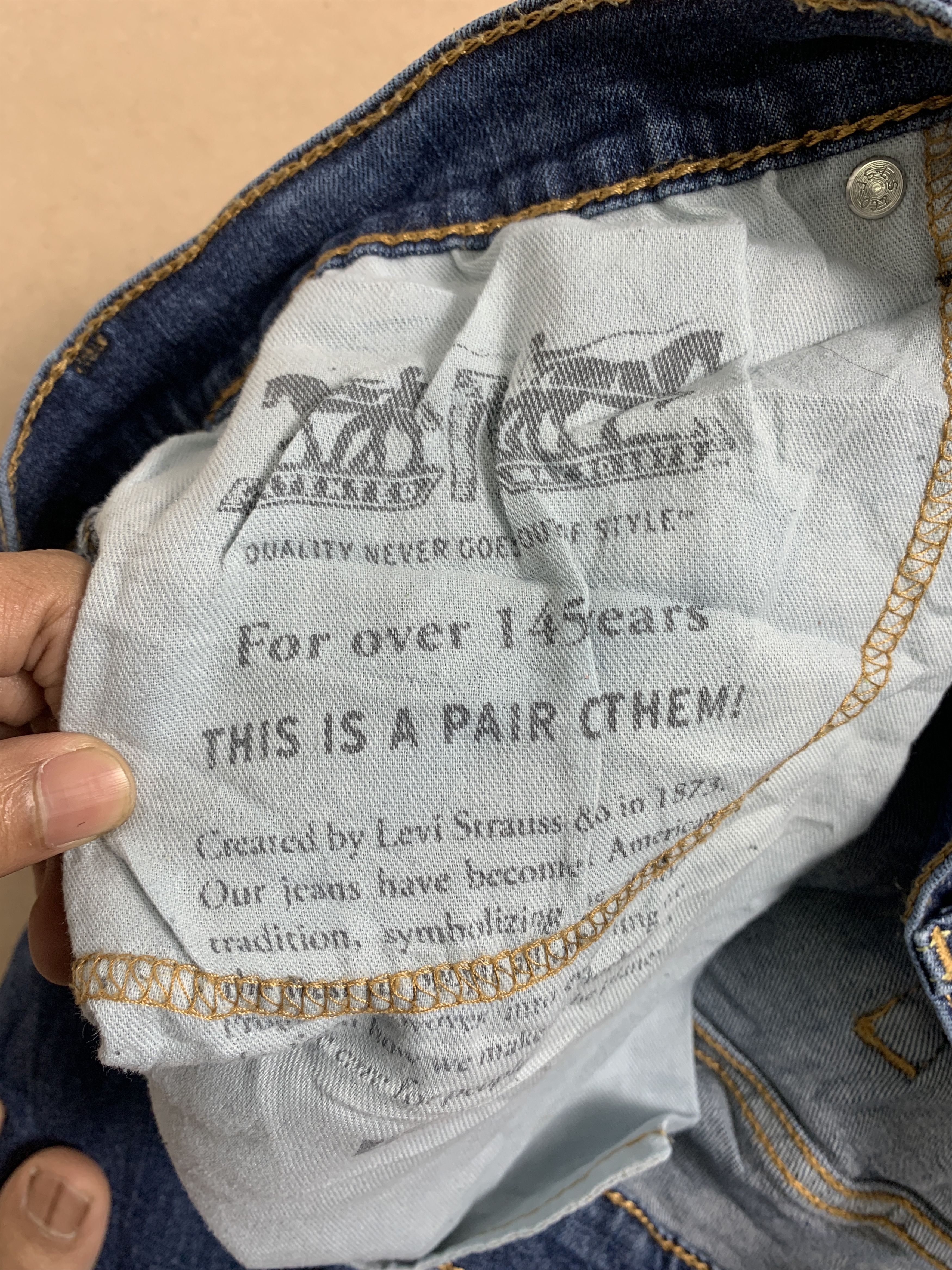 Levi's × Vintage Vintage Levi's 559 Distressed Faded Mid Wash Jeans Size US 38 / EU 54 - 10 Thumbnail