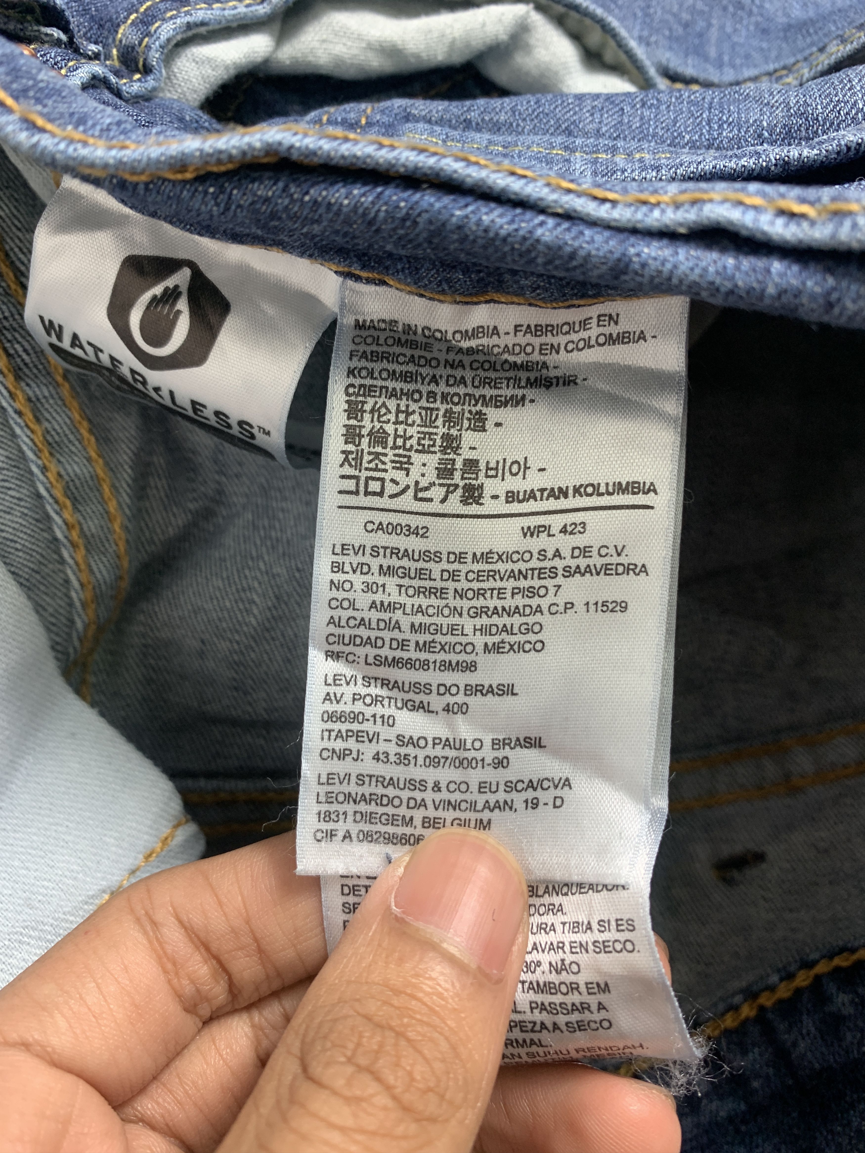 Levi's × Vintage Vintage Levi's 559 Distressed Faded Mid Wash Jeans Size US 38 / EU 54 - 13 Thumbnail