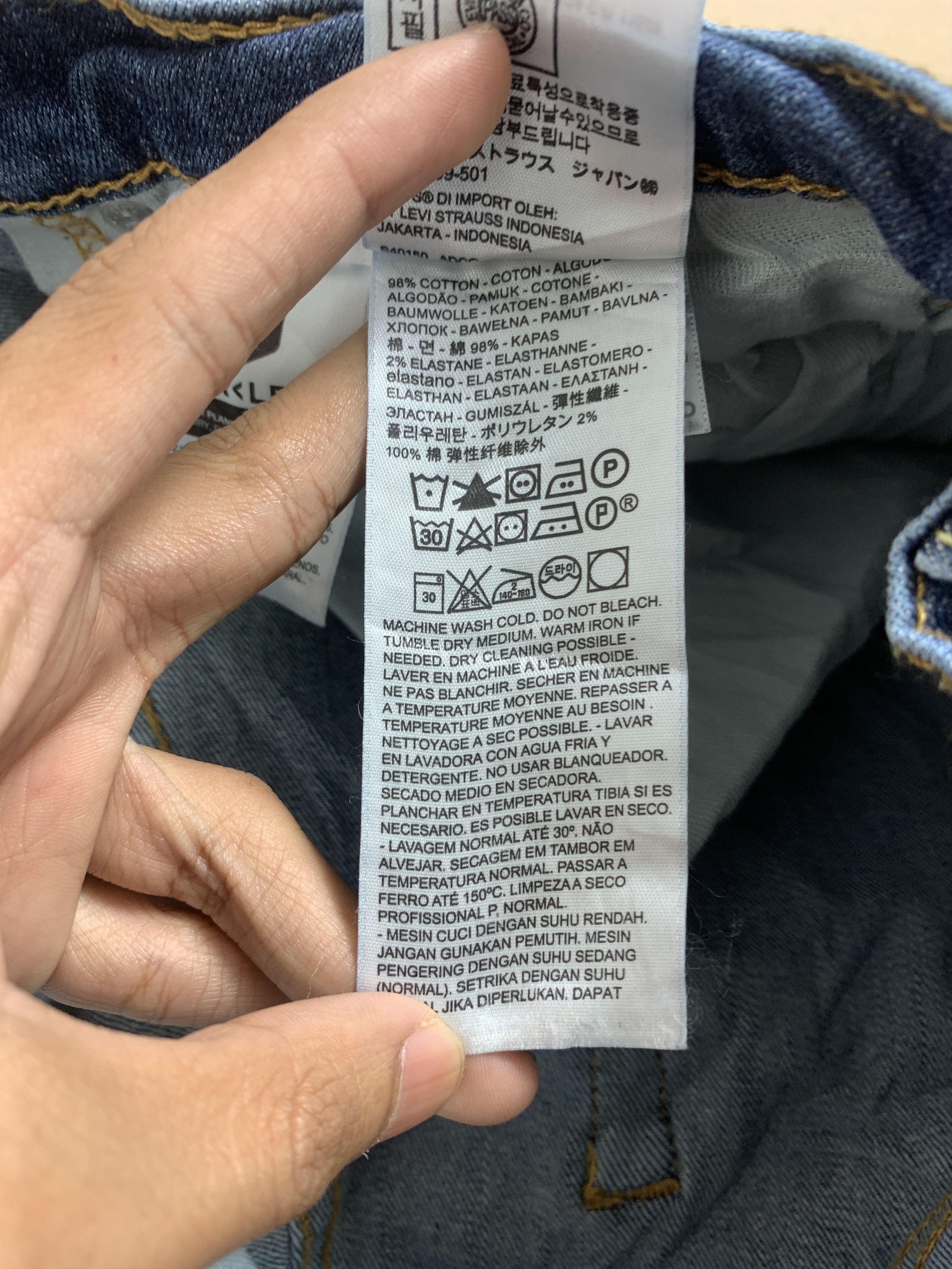 Levi's × Vintage Vintage Levi's 559 Distressed Faded Mid Wash Jeans Size US 38 / EU 54 - 15 Thumbnail