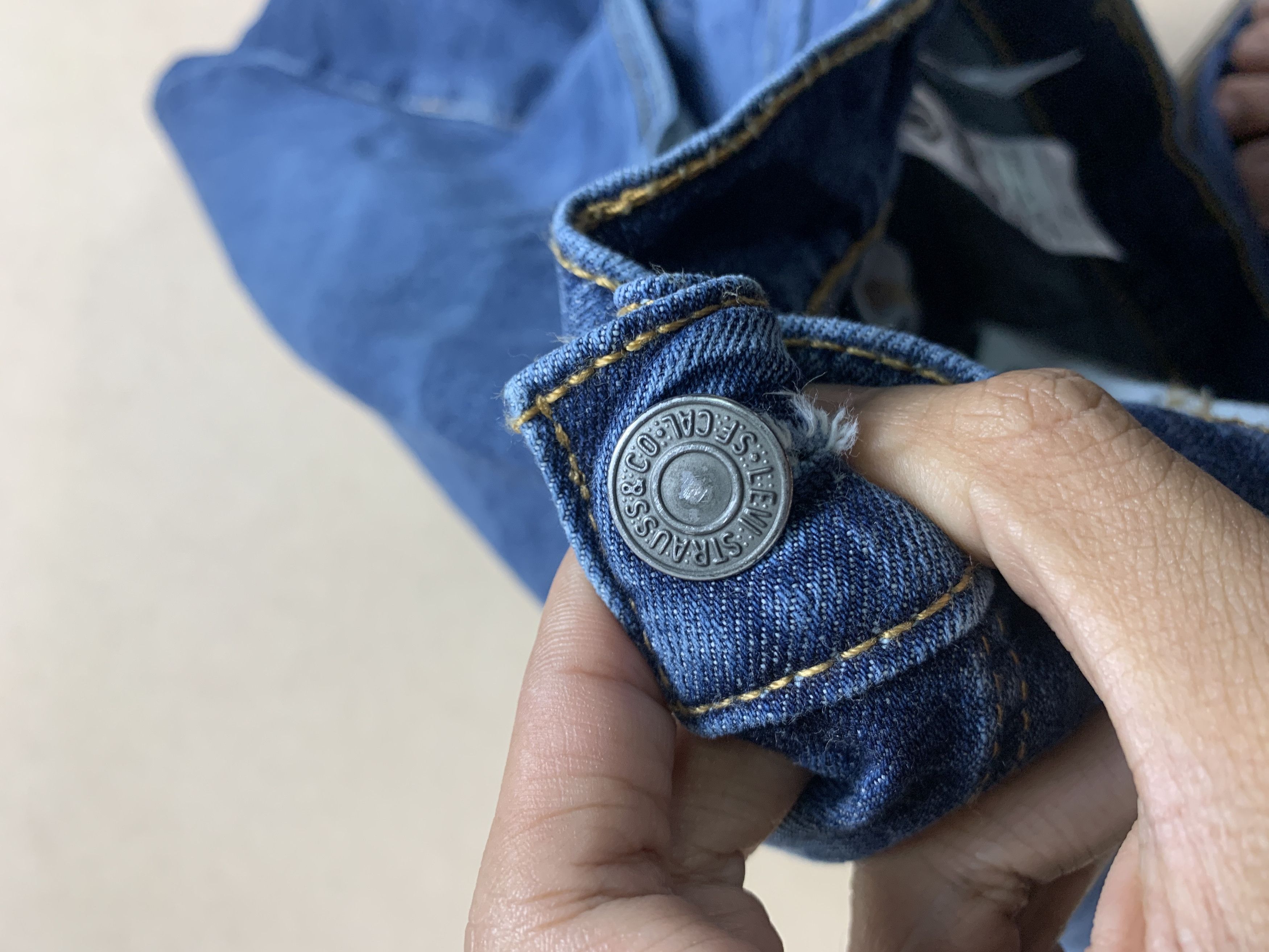 Levi's × Vintage Vintage Levi's 559 Distressed Faded Mid Wash Jeans Size US 38 / EU 54 - 19 Thumbnail