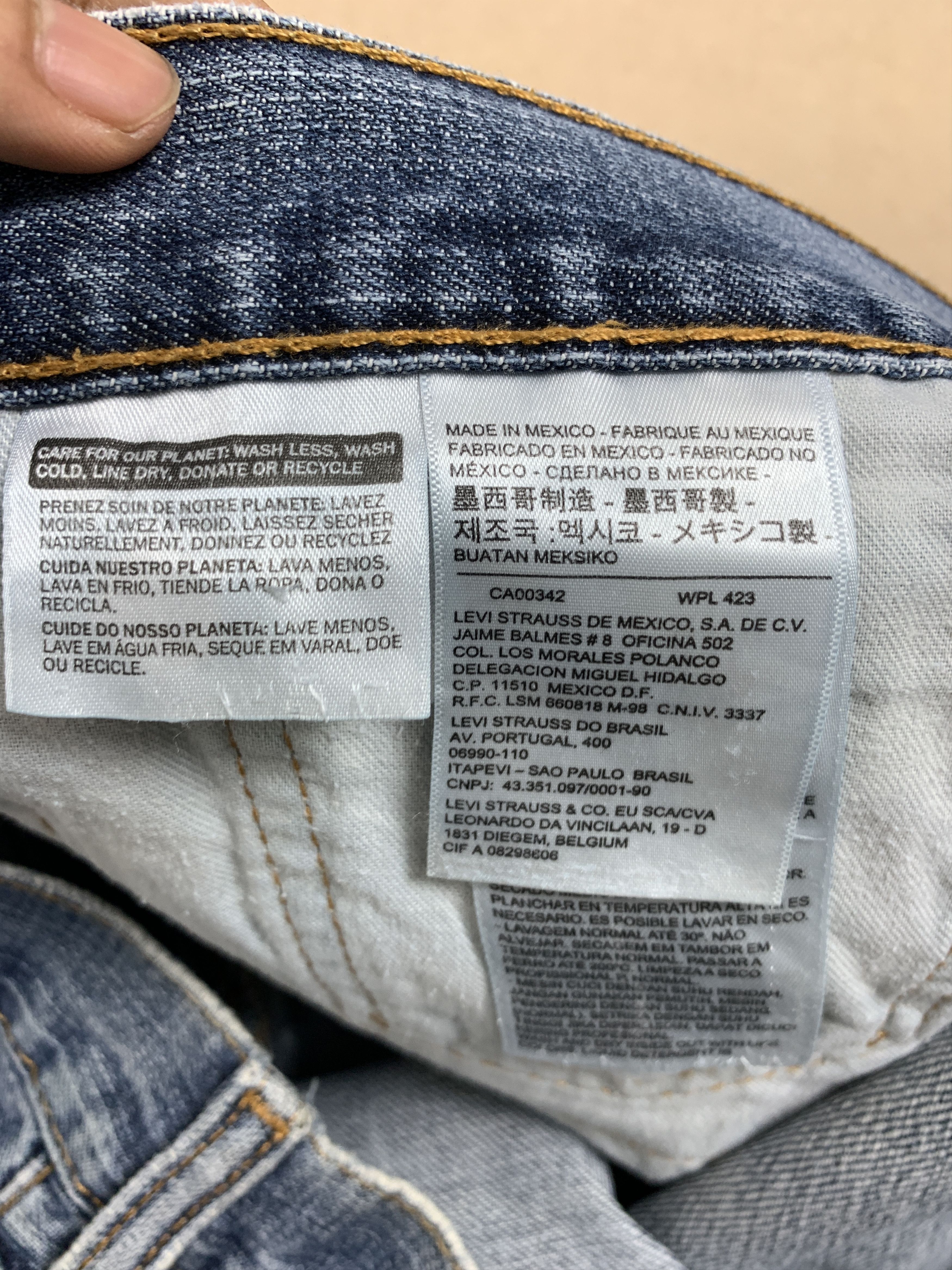 Levi's Vintage LEVI'S 505 Straight Cut Faded Jeans P0372 Size US 32 / EU 48 - 10 Thumbnail