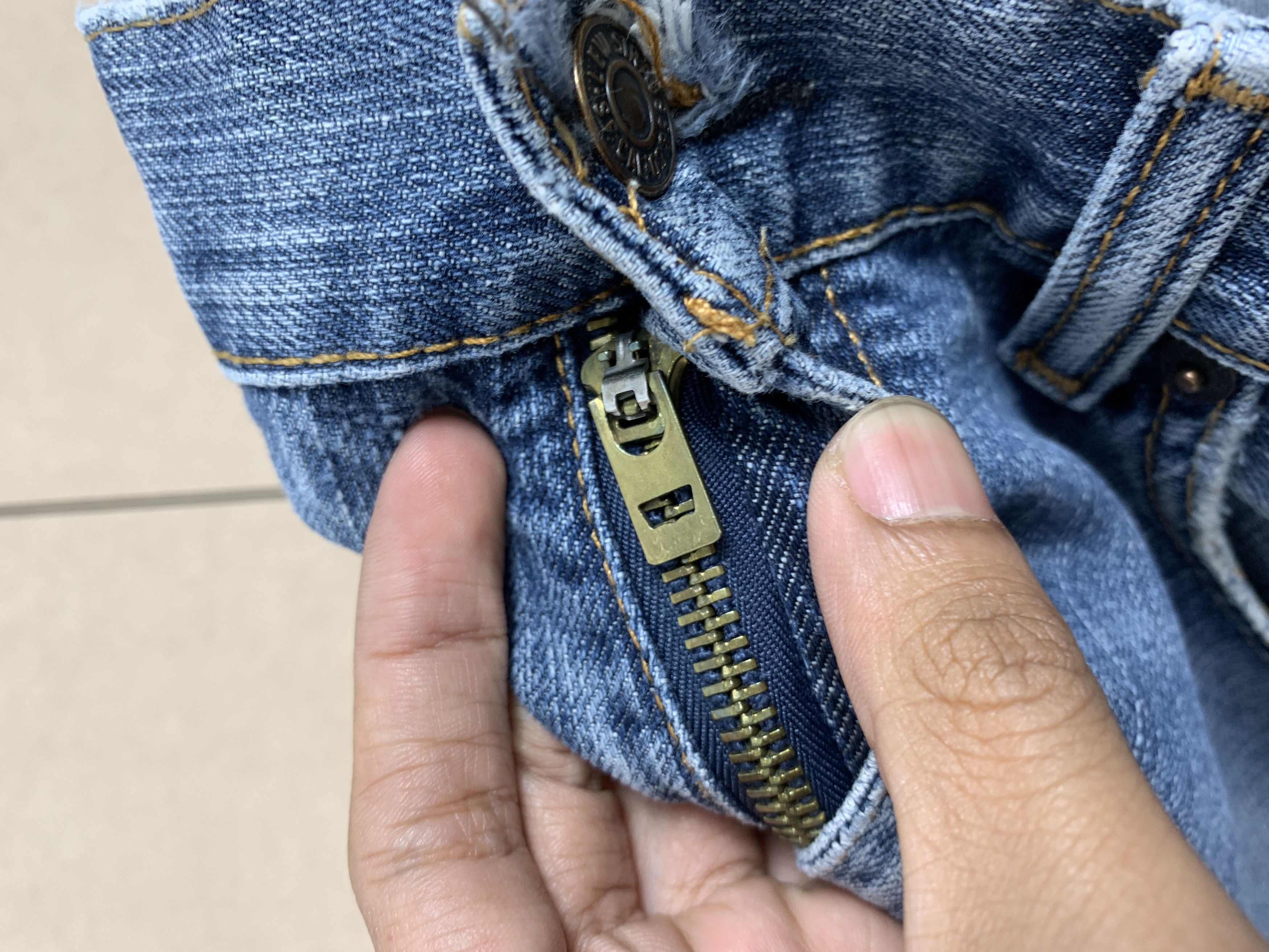 Levi's Vintage LEVI'S 505 Straight Cut Faded Jeans P0372 Size US 32 / EU 48 - 18 Thumbnail