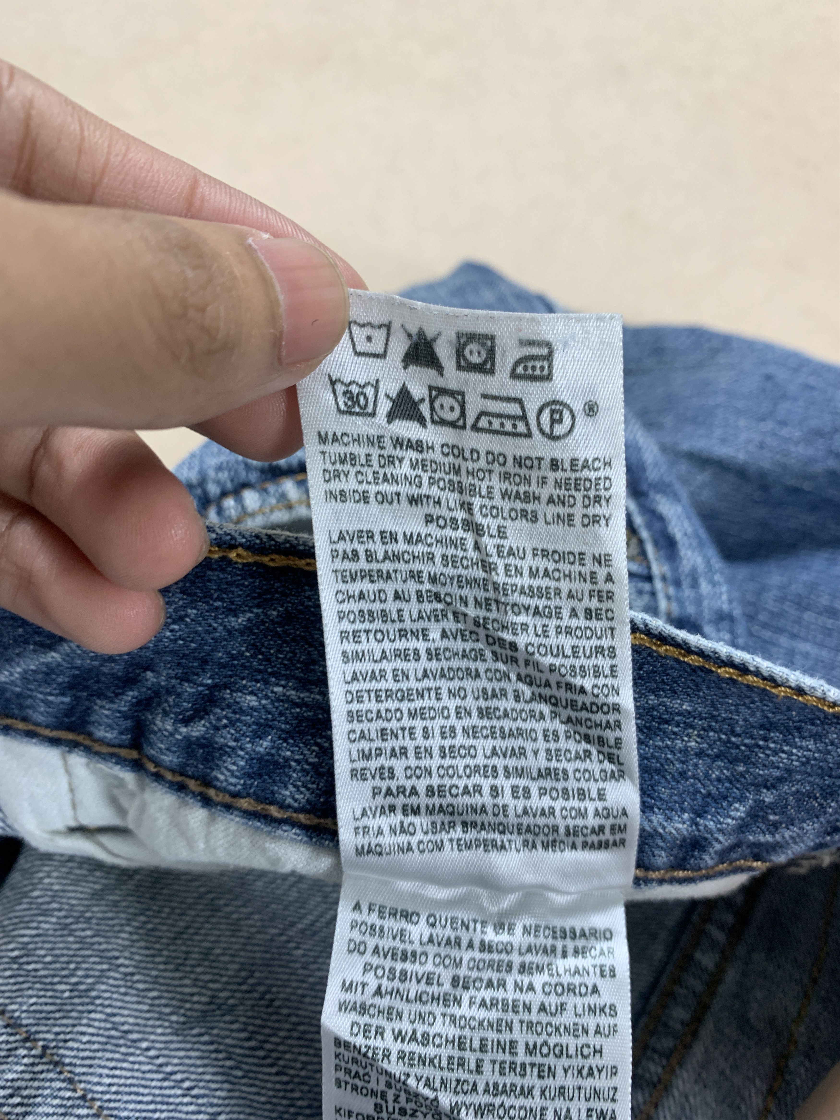 Levi's Vintage Levi's 569 Distressed Faded Mid Wash Jeans Size US 34 / EU 50 - 13 Thumbnail