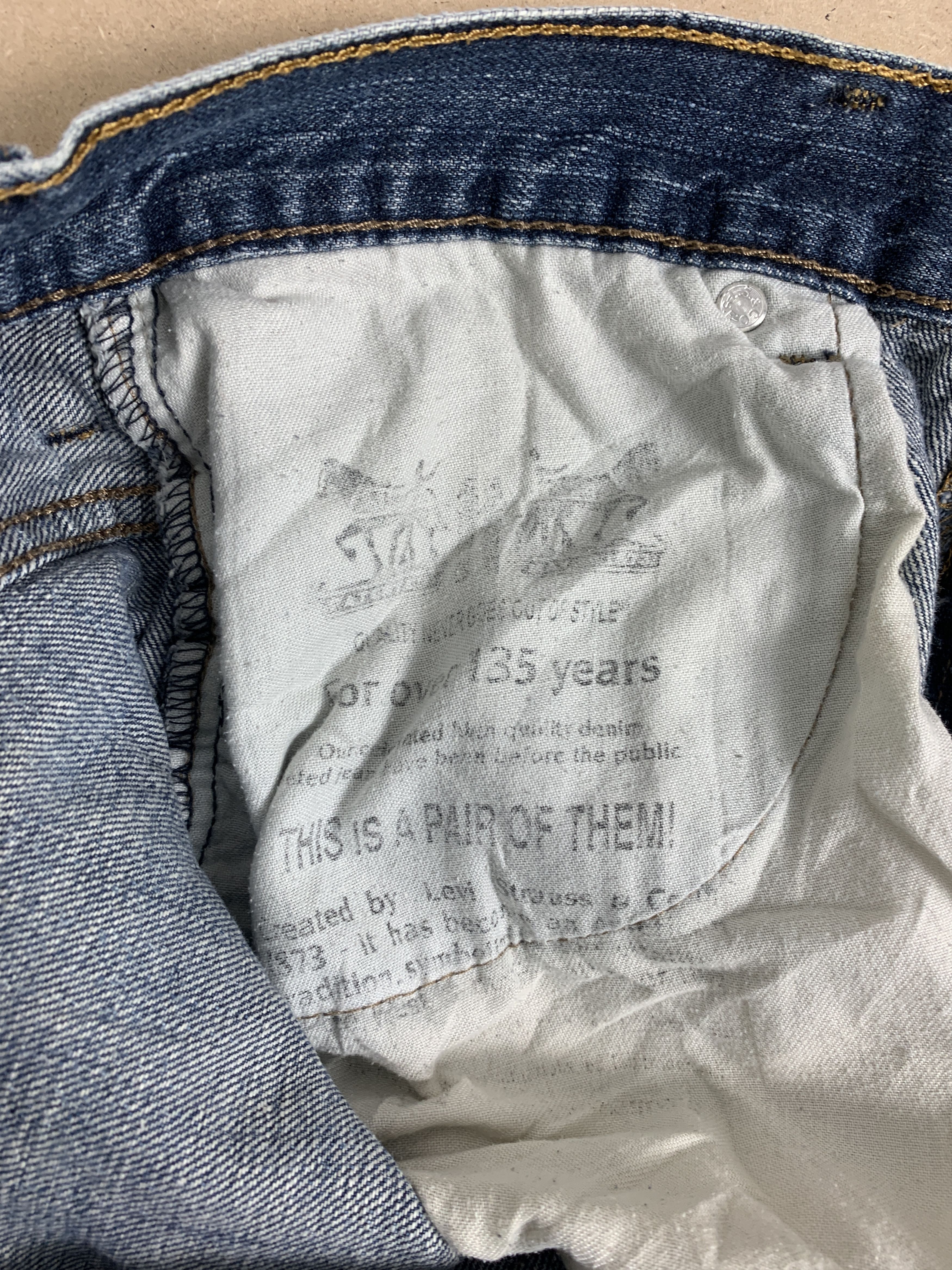Levi's Vintage Levi's 569 Distressed Faded Mid Wash Jeans Size US 34 / EU 50 - 11 Thumbnail