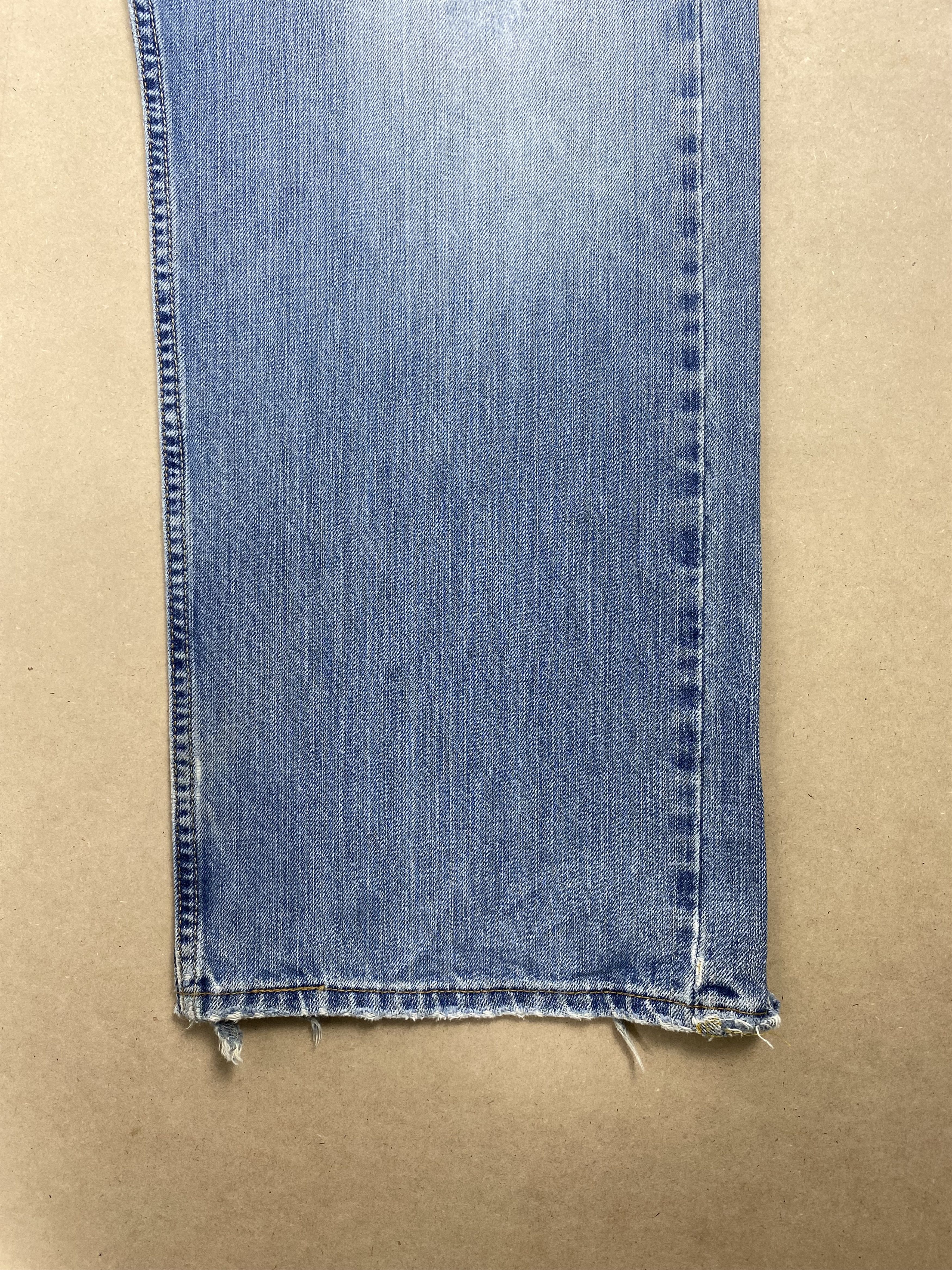 Levi's × Vintage Vintage Levis 569 Straight Cut Distressed Faded Blue Jeans Size US 35 - 4 Thumbnail