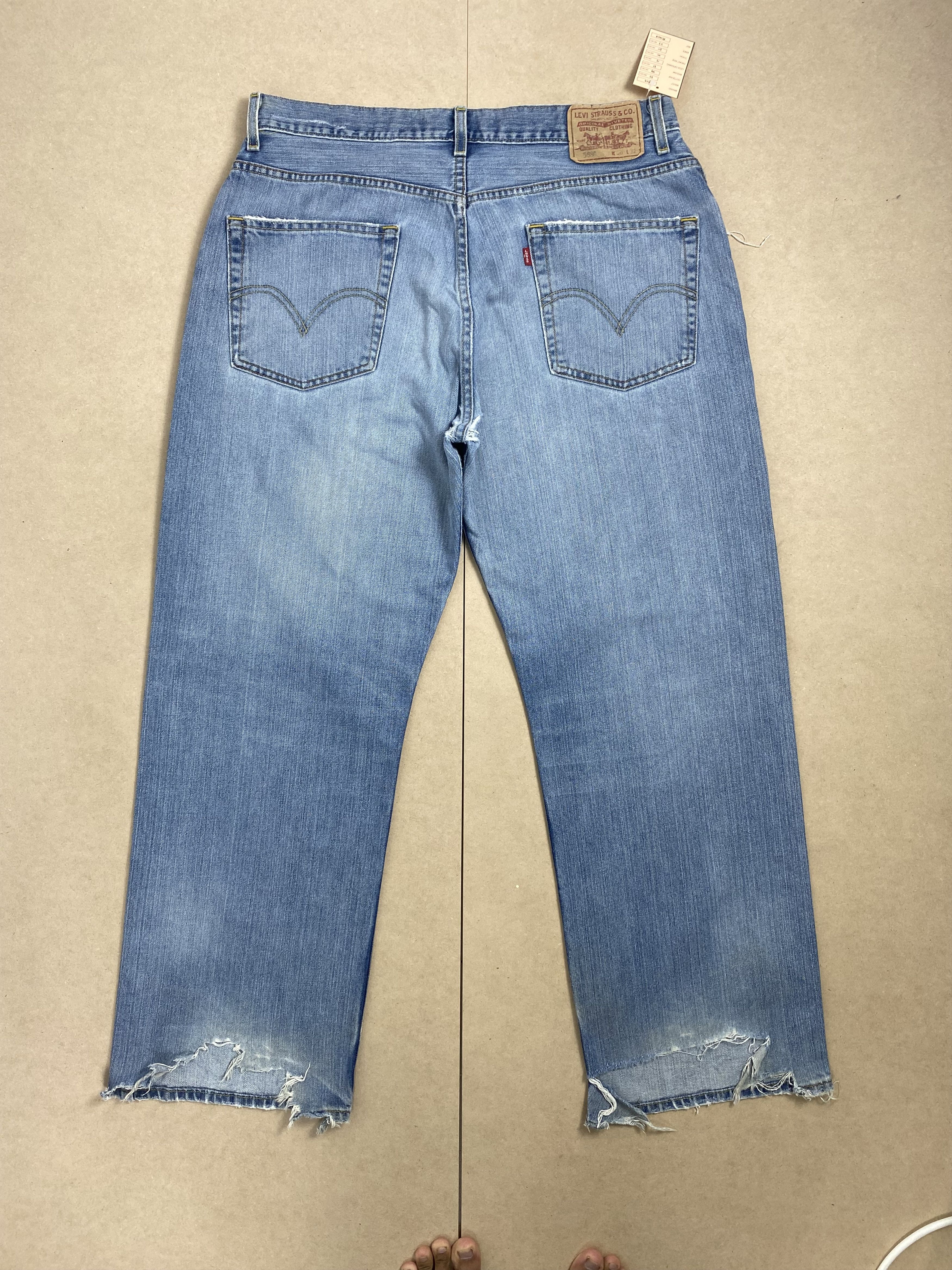 Levi's × Vintage Vintage Levis 569 Straight Cut Distressed Faded Blue Jeans Size US 35 - 6 Thumbnail