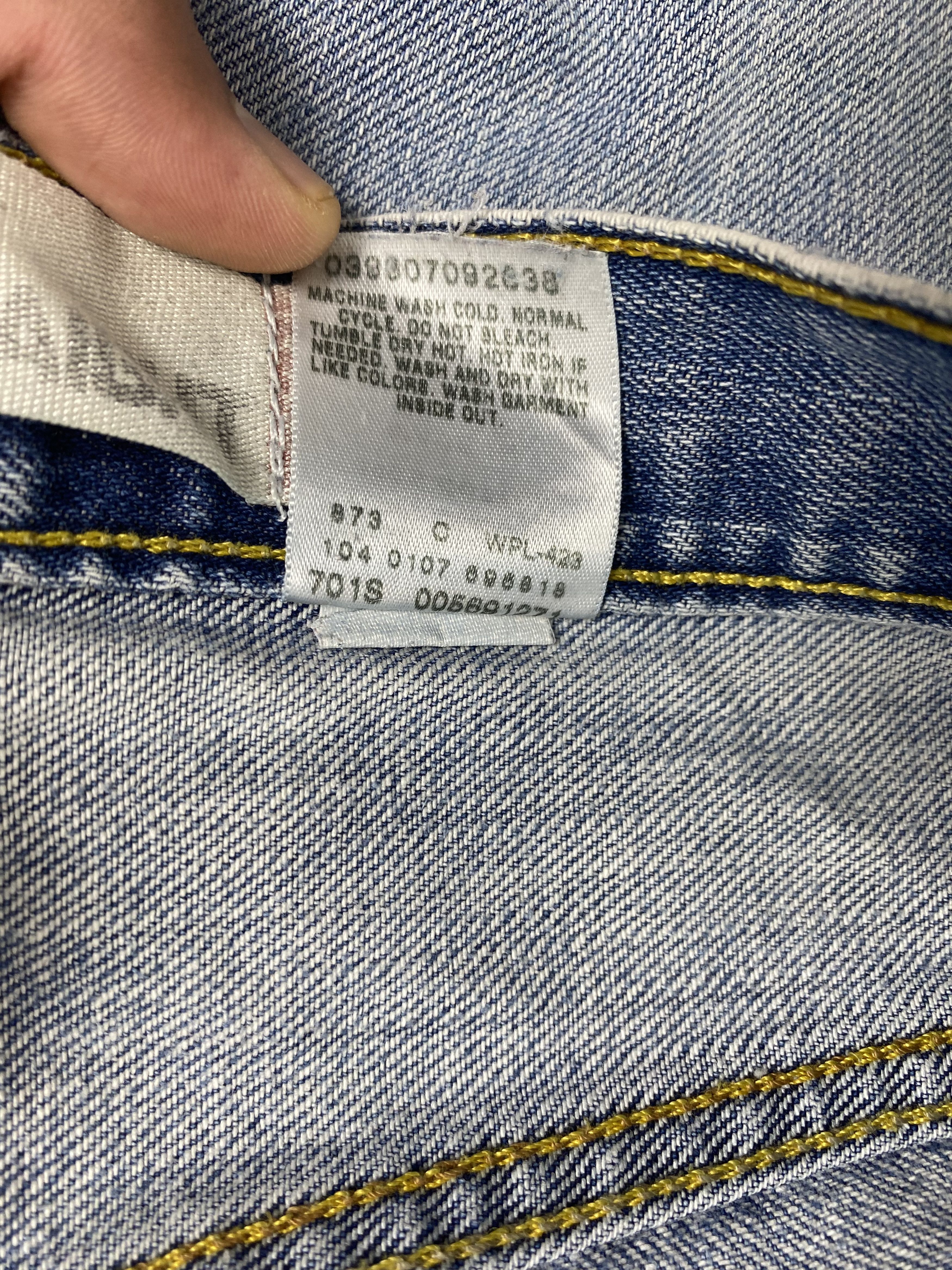 Levi's × Vintage Vintage Levis 569 Straight Cut Distressed Faded Blue Jeans Size US 35 - 14 Thumbnail