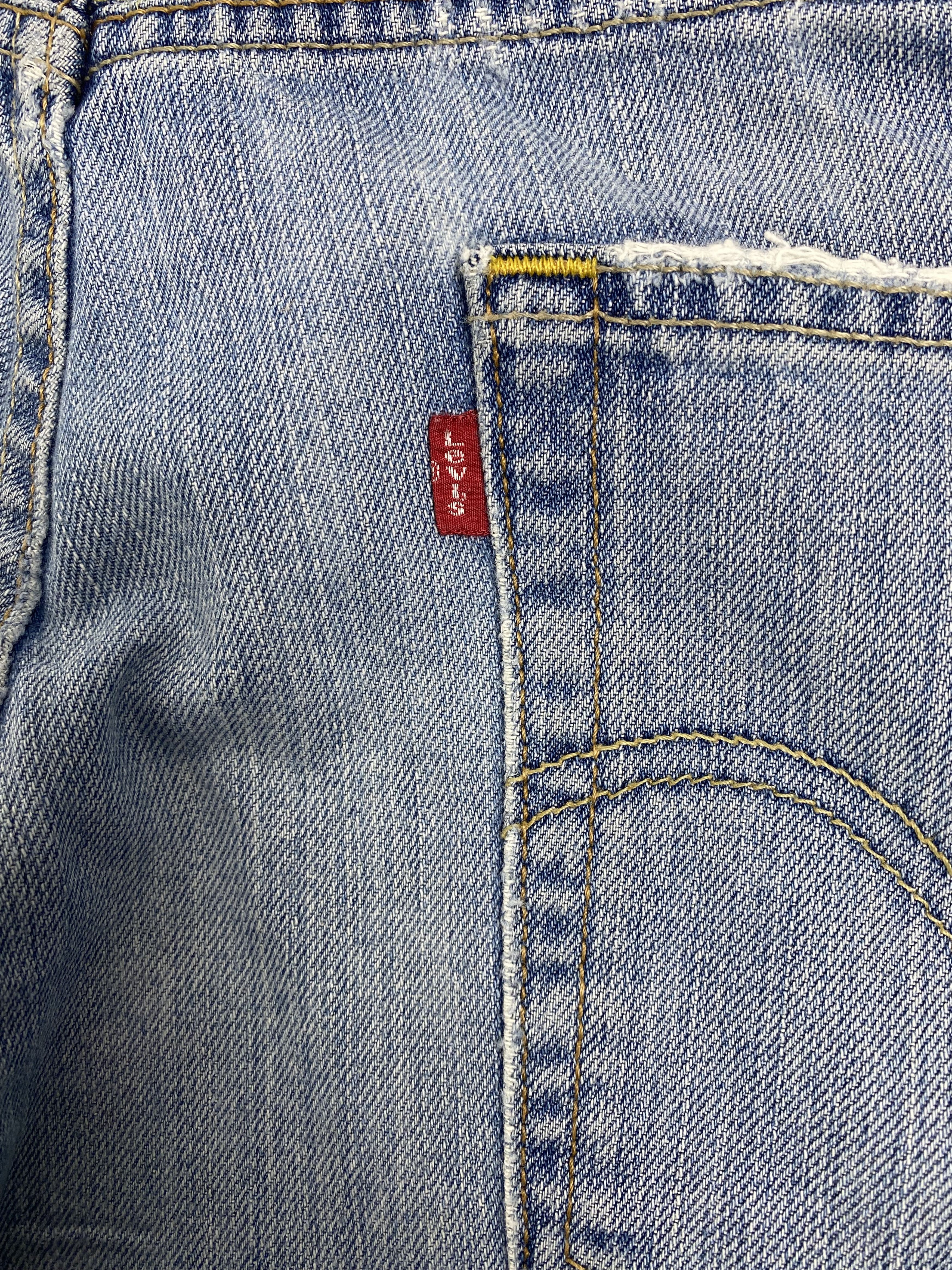 Levi's × Vintage Vintage Levis 569 Straight Cut Distressed Faded Blue Jeans Size US 35 - 11 Thumbnail