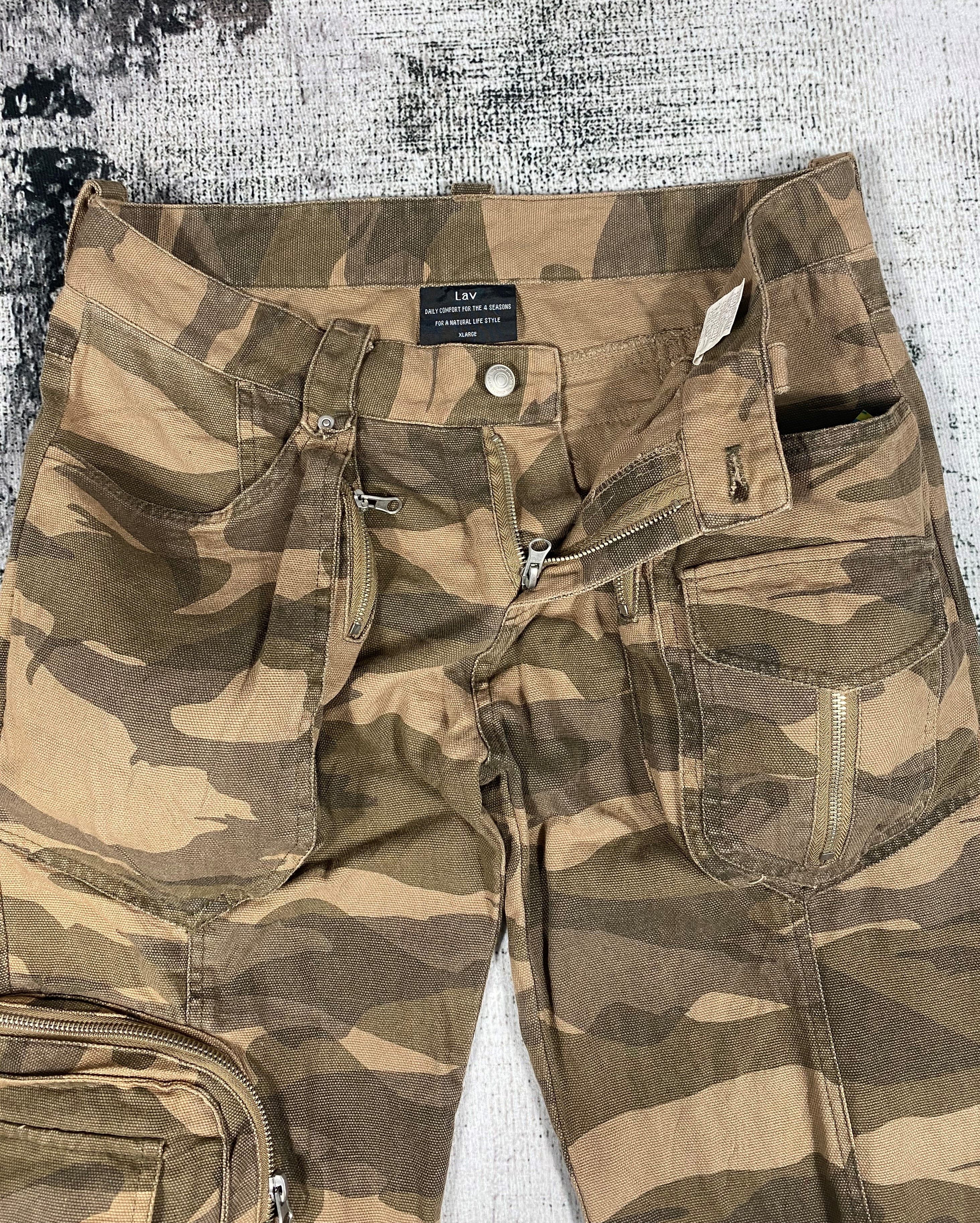 Japanese Brand RARE🔥Flared Utility Camouflage Cargo 8 Pockets Pants Size US 32 / EU 48 - 8 Thumbnail