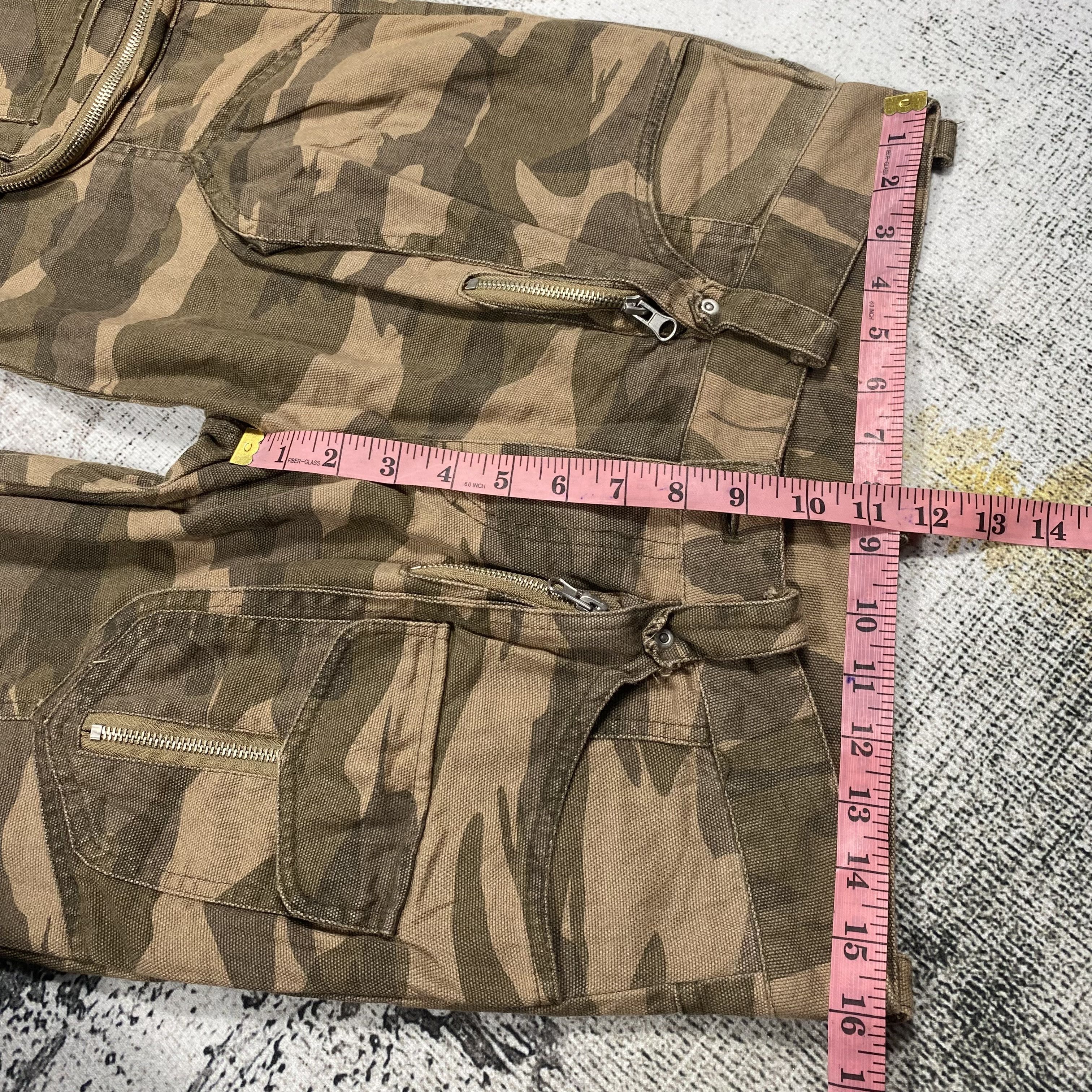 Japanese Brand RARE🔥Flared Utility Camouflage Cargo 8 Pockets Pants Size US 32 / EU 48 - 15 Thumbnail