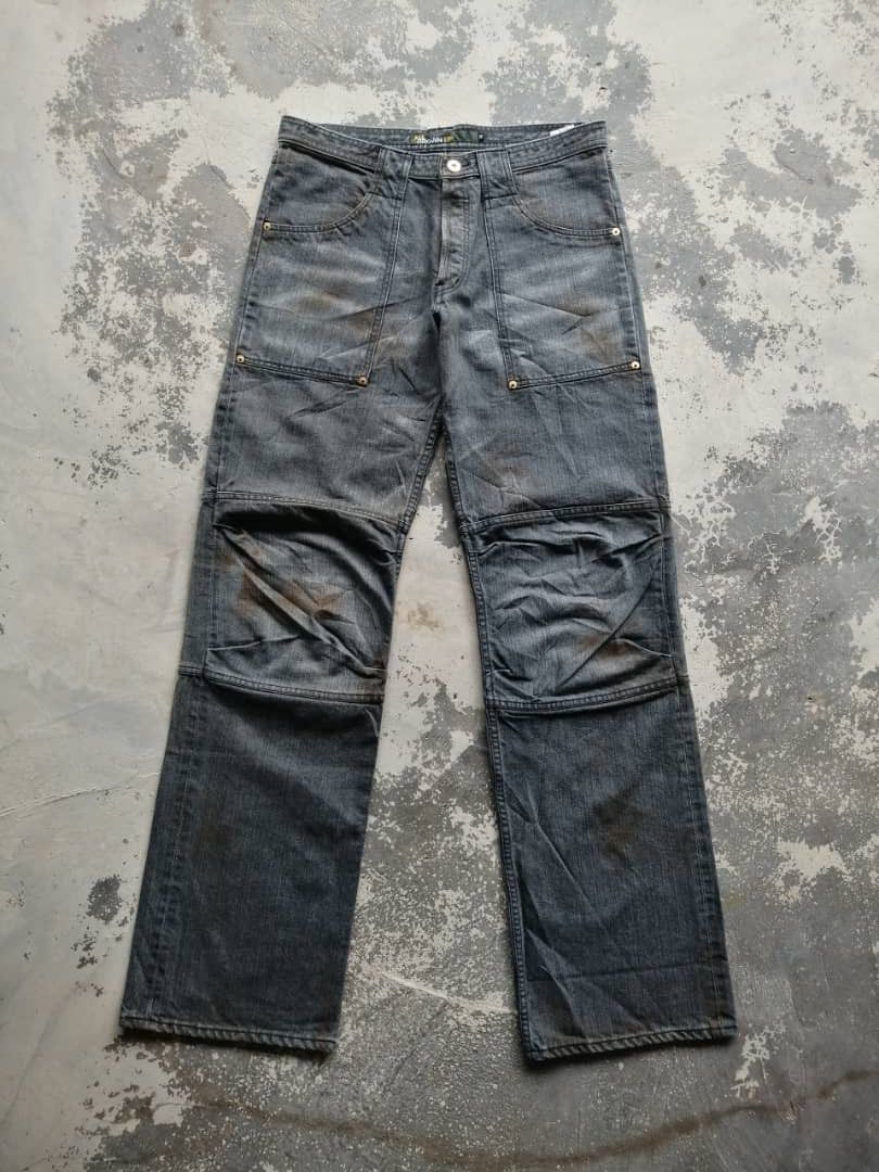 Japanese Brand × Vintage Baggy Faded Japanese Rusty Dirty Distressed Jeans Size US 32 / EU 48 - 1 Thumbnail