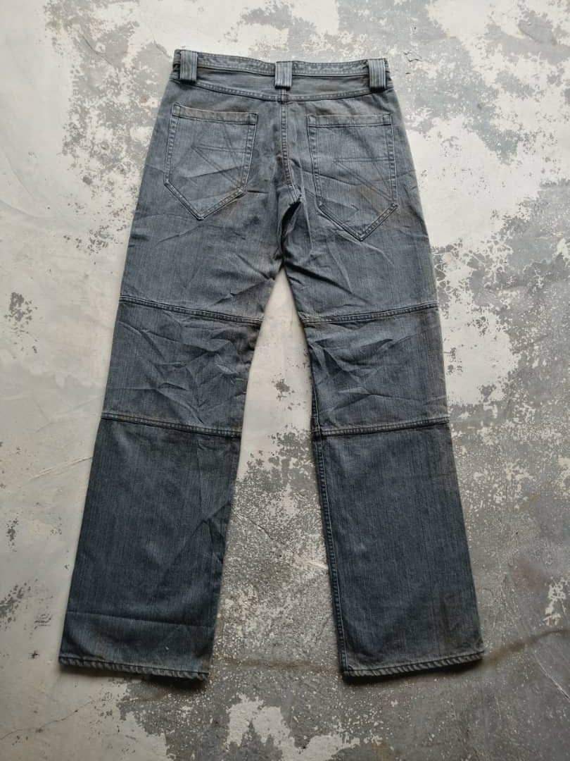 Japanese Brand × Vintage Baggy Faded Japanese Rusty Dirty Distressed Jeans Size US 32 / EU 48 - 2 Thumbnail