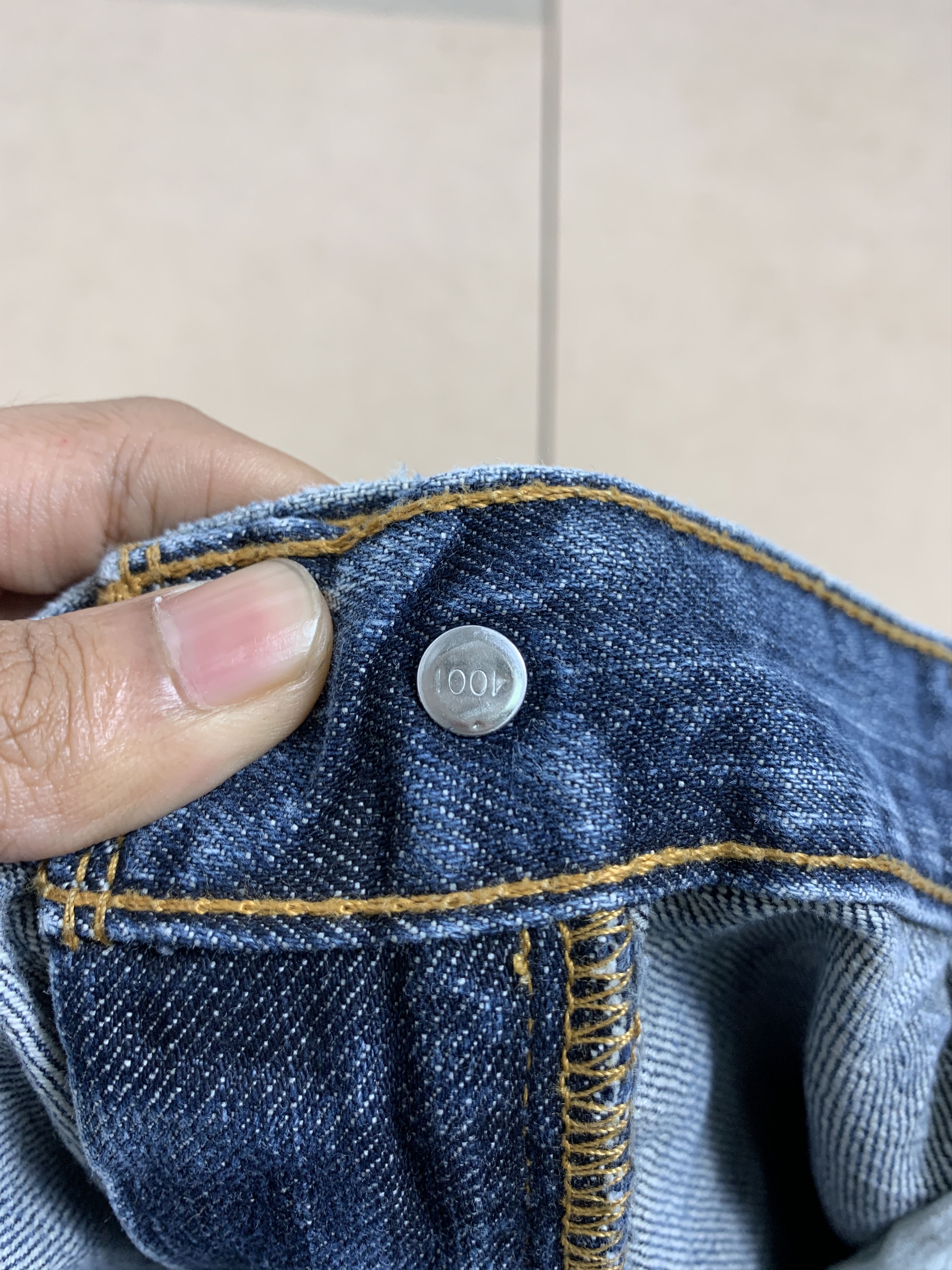 Levi's × Vintage Vintage Levis 559 Straight Cut Faded Blue Jeans Size US 38 / EU 54 - 18 Thumbnail