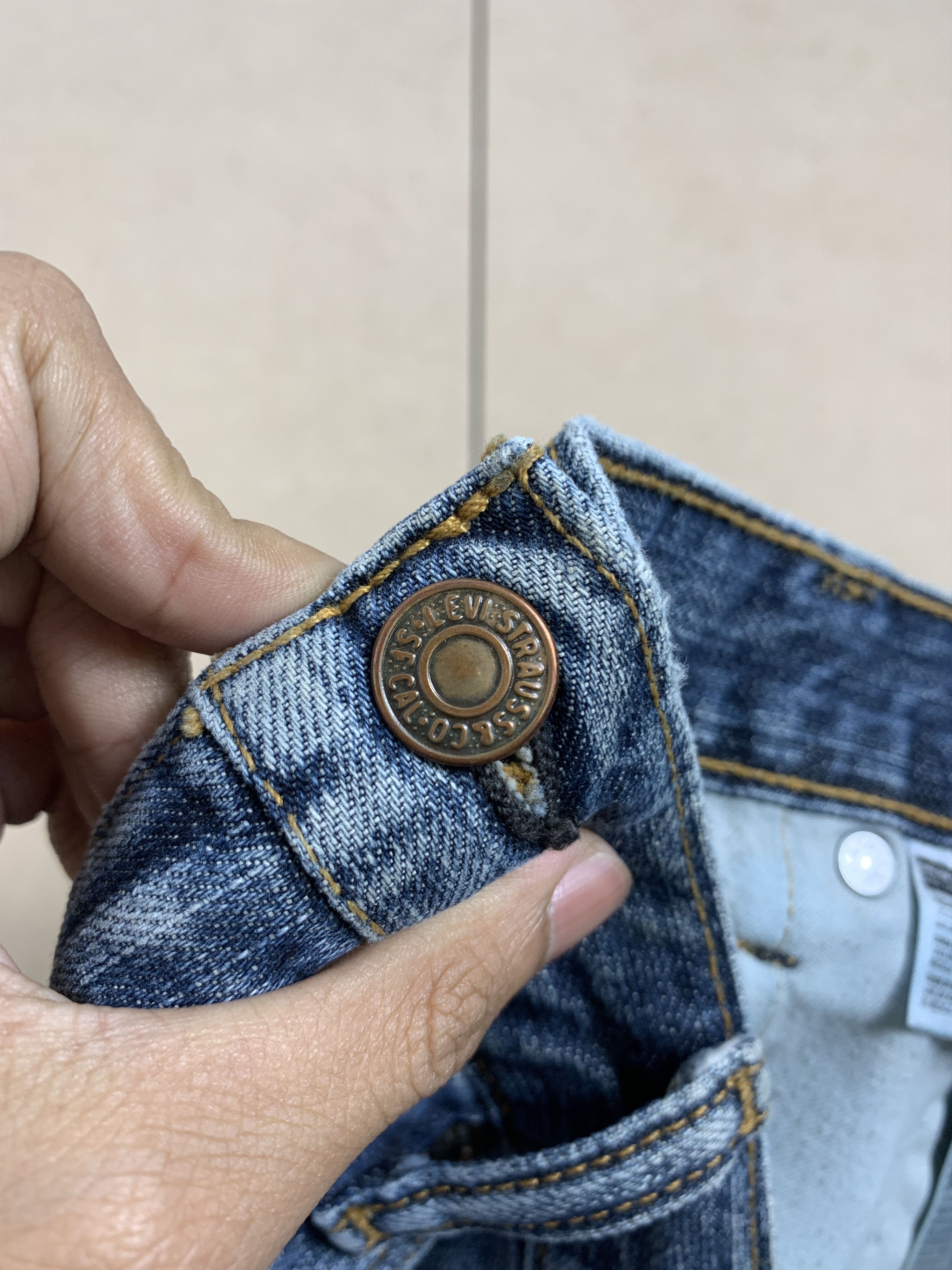Levi's × Vintage Vintage Levis 559 Straight Cut Faded Blue Jeans Size US 38 / EU 54 - 19 Thumbnail