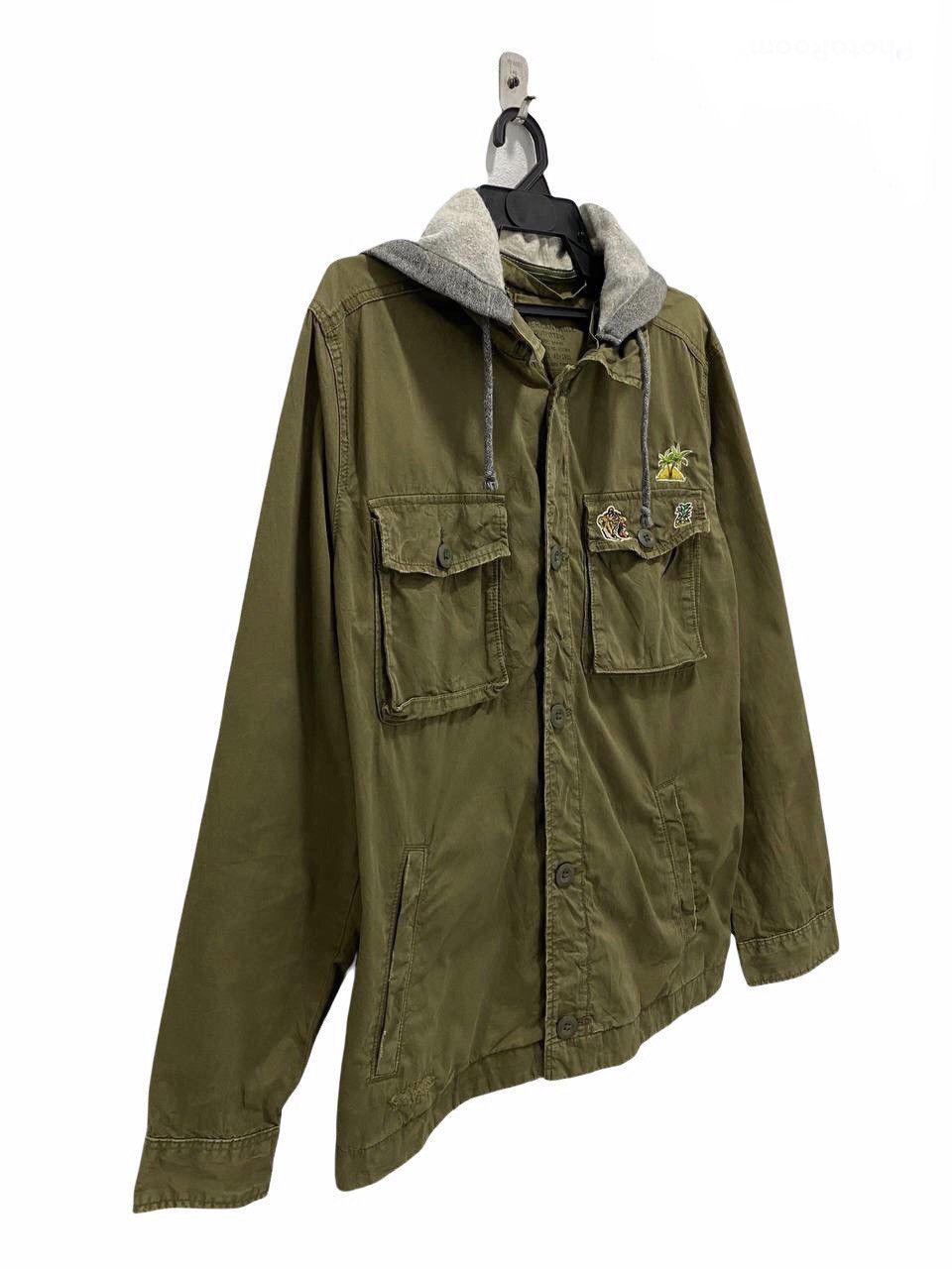 American Eagle Outfitters American Eagle Outfitters Print Hawaii jacket cw21 Size US L / EU 52-54 / 3 - 3 Thumbnail