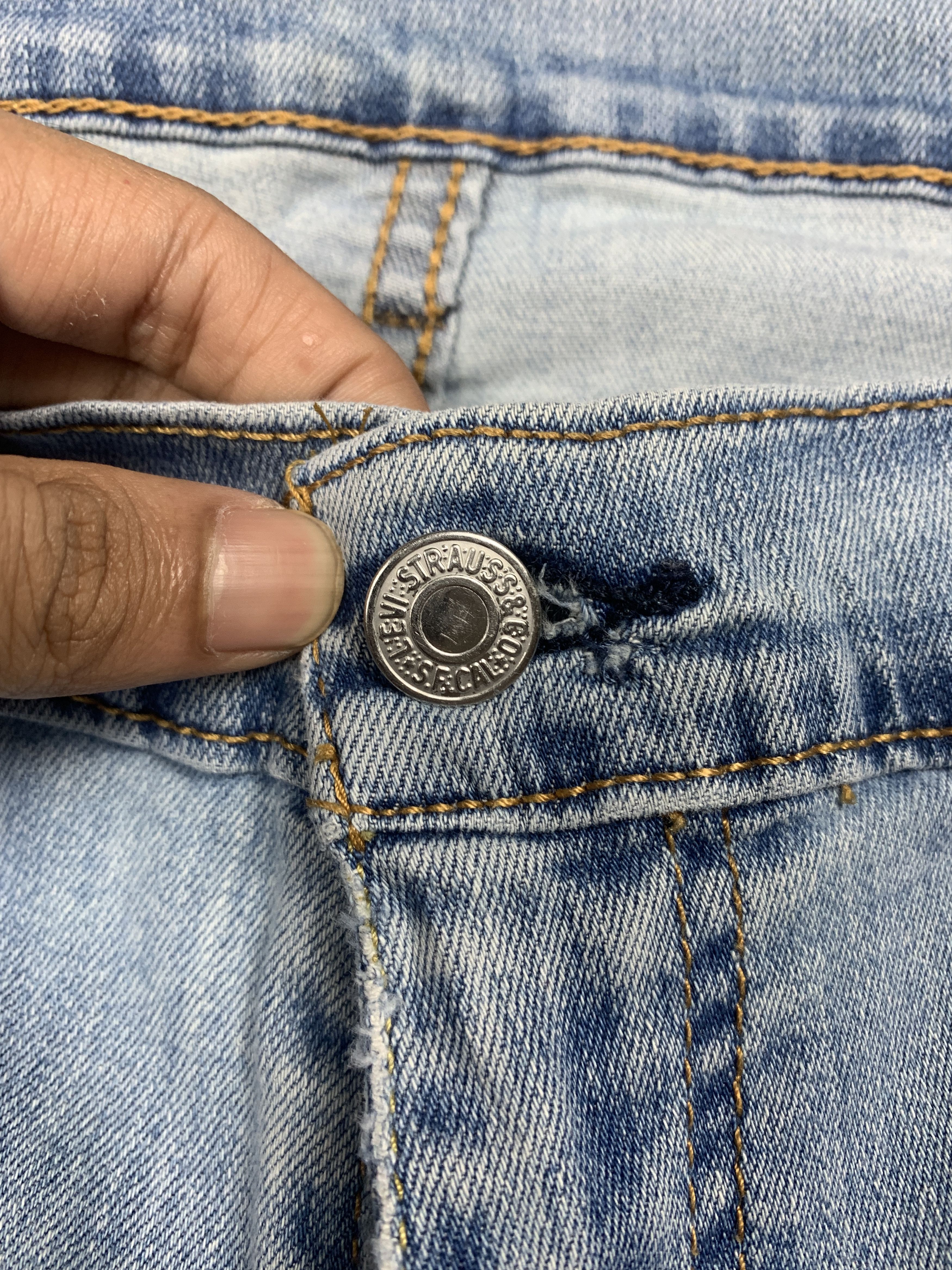 Levi's × Vintage Vintage LEVI'S 541 Distressed Faded Light Wash Jeans Size US 40 / EU 56 - 10 Thumbnail